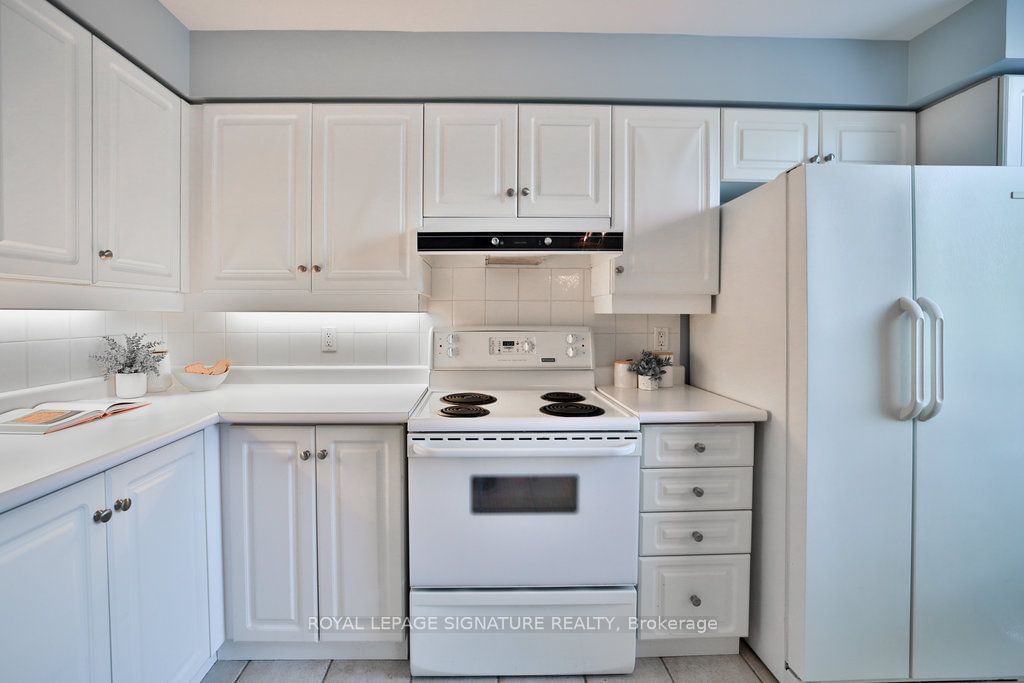 1750 Bayview Ave, unit 309 for sale - image #8