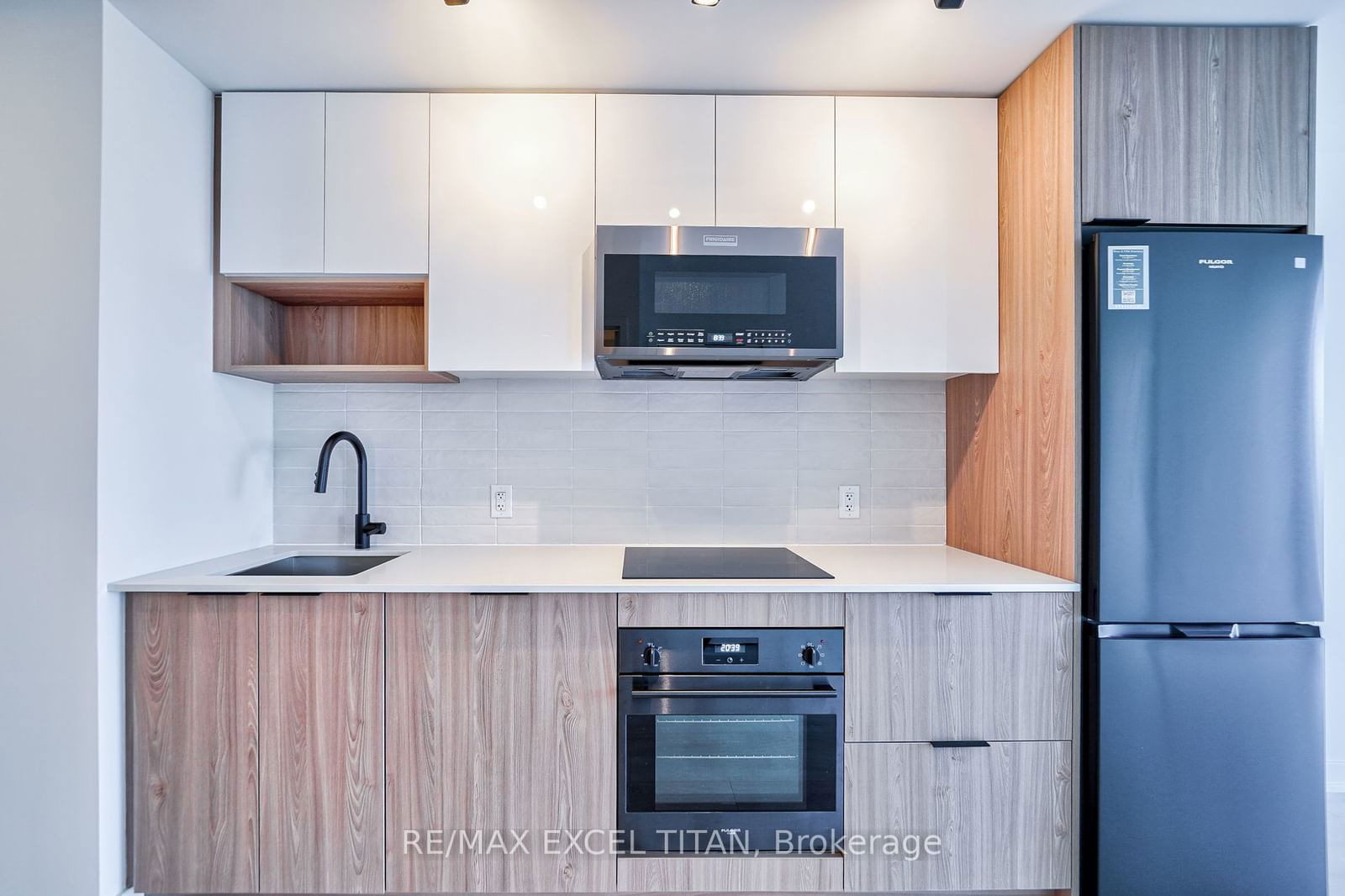 5 Defries St, unit 1611 for sale - image #15