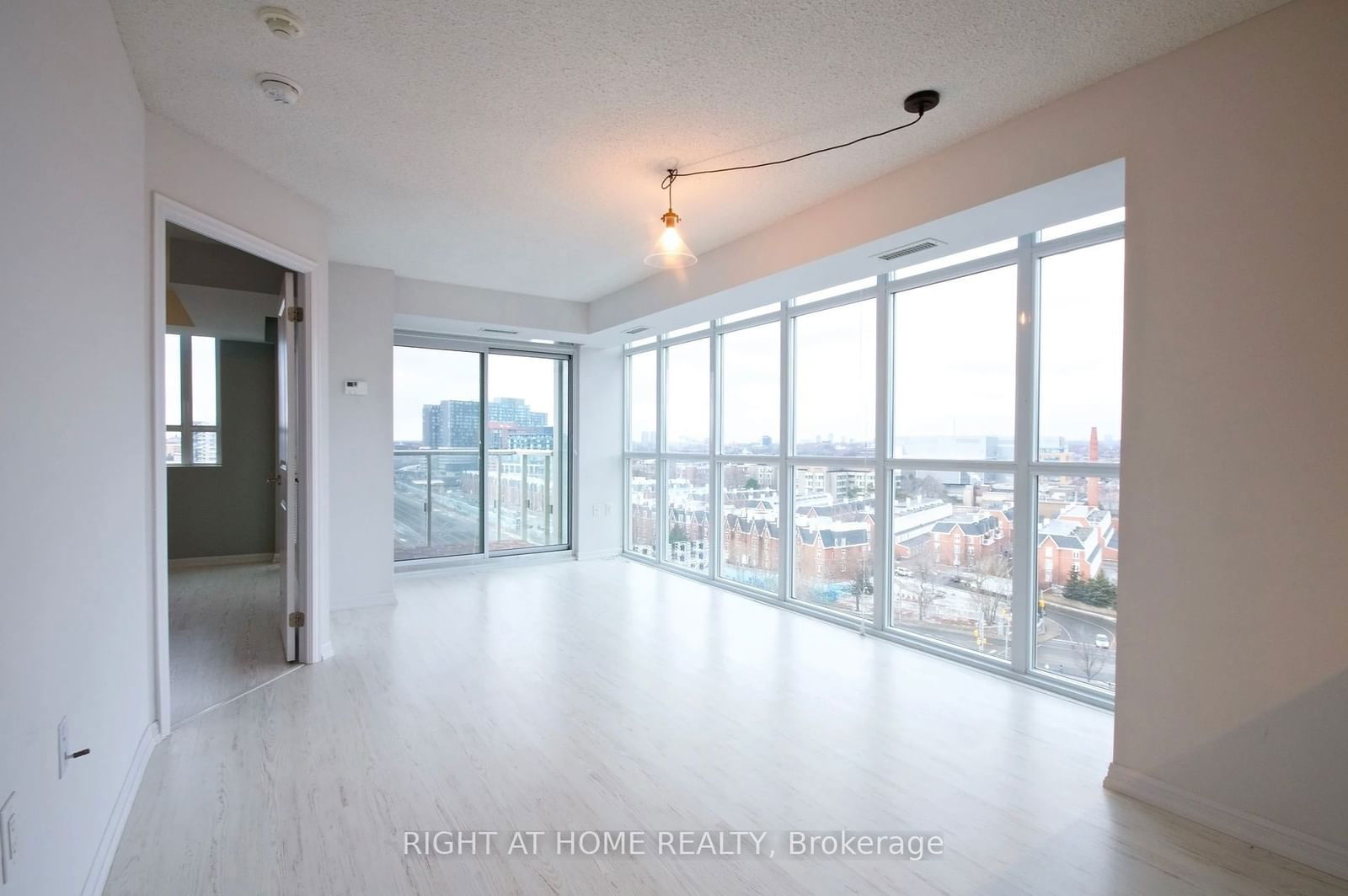 125 Western Battery Rd, unit 1115 for rent - image #15