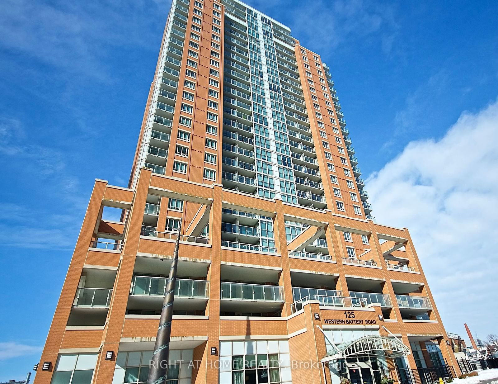 125 Western Battery Rd, unit 1115 for rent - image #2