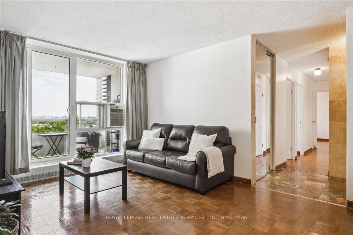 175 Hilda Ave, unit 806 for sale - image #11