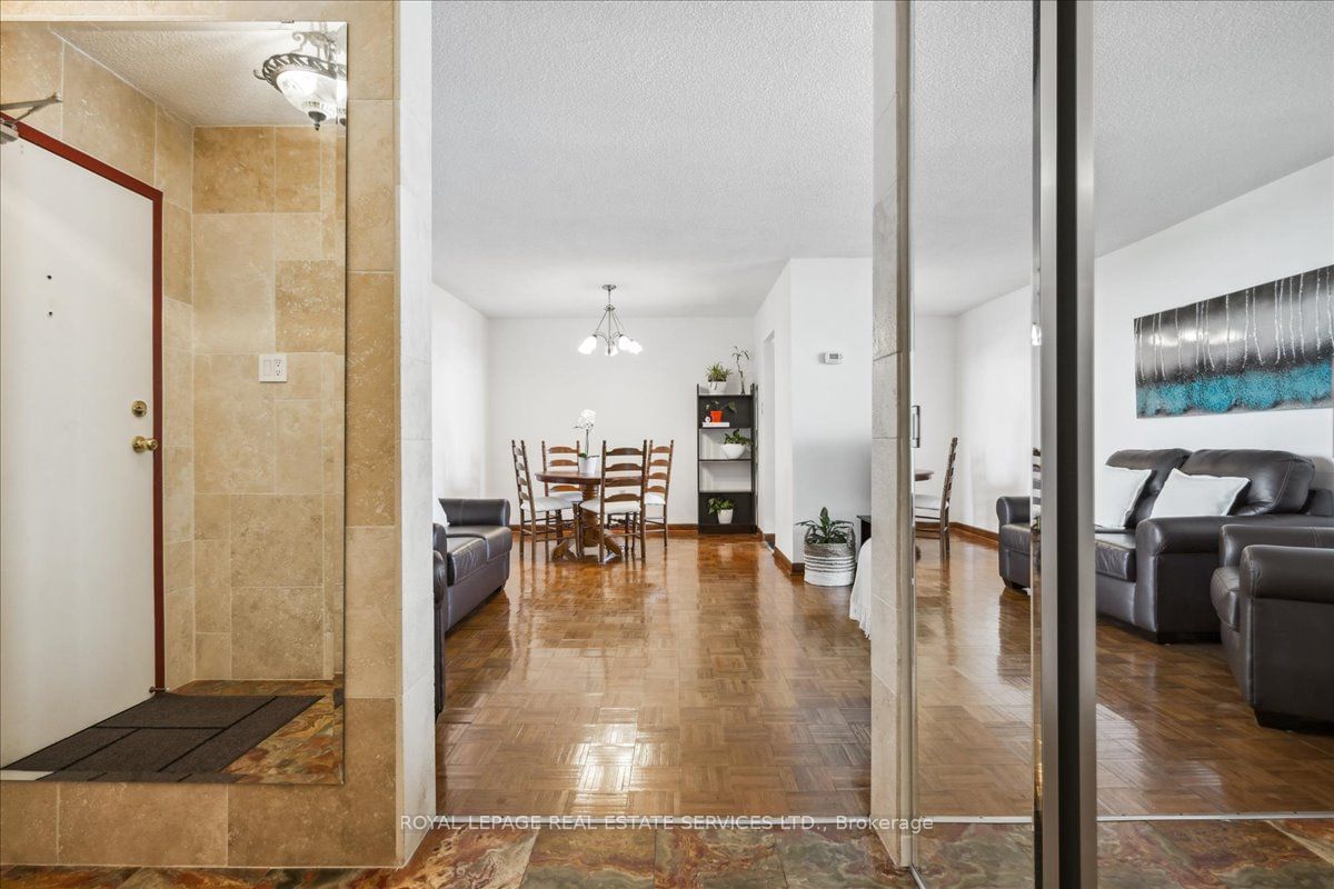 175 Hilda Ave, unit 806 for sale - image #8