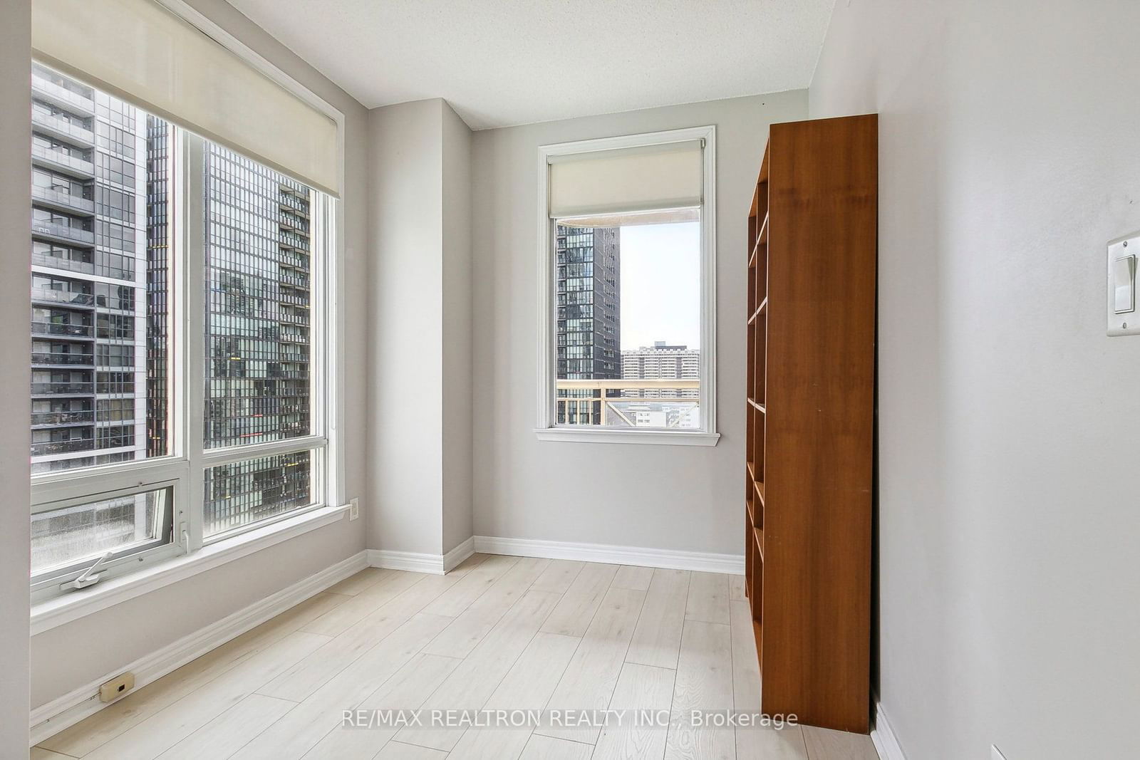 100 Hayden St, unit 1607 for sale - image #30