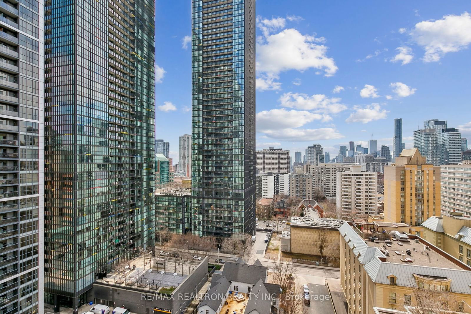 100 Hayden St, unit 1607 for sale