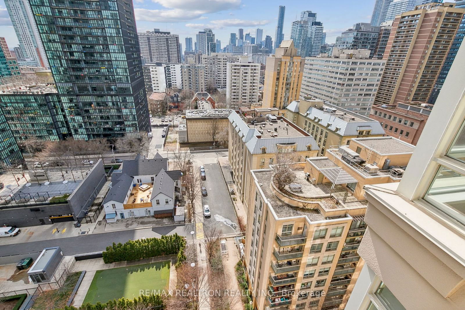 100 Hayden St, unit 1607 for sale