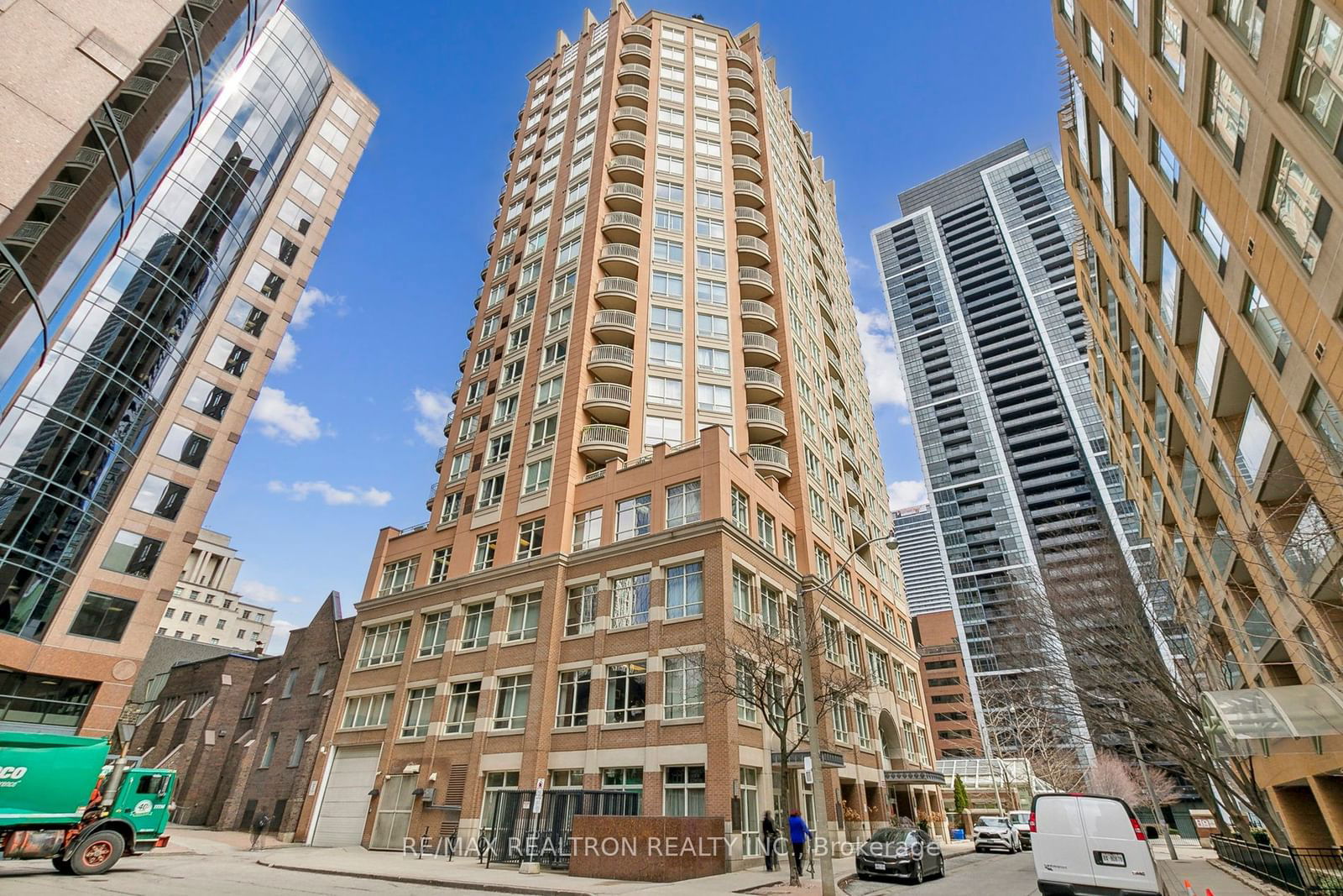 100 Hayden St, unit 1607 for sale - image #37