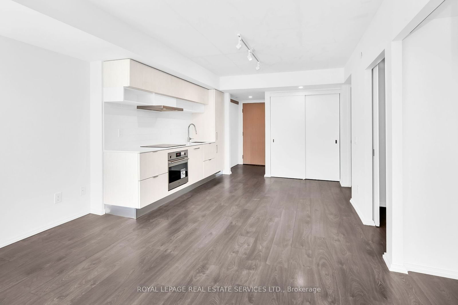 5 Soudan Ave, unit 704 for sale - image #13