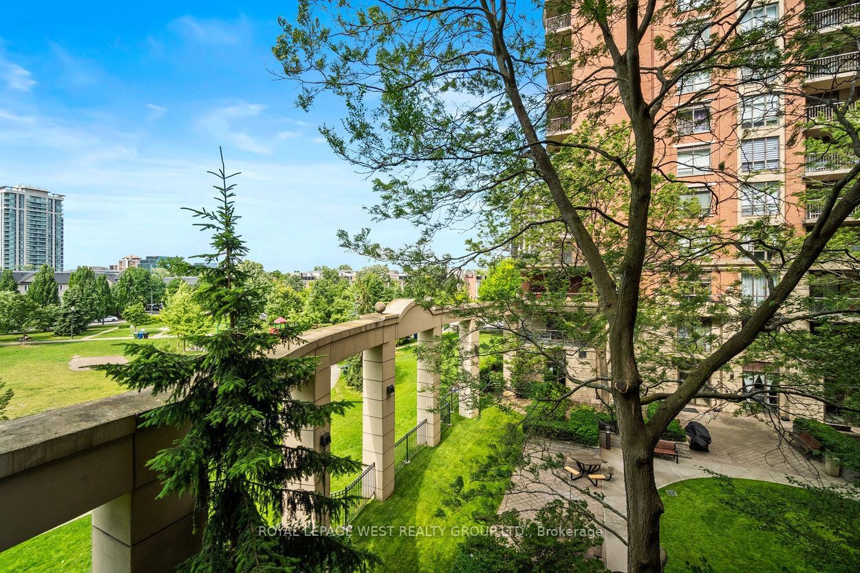 51 Harrison Garden Blvd, unit 304 for sale - image #35