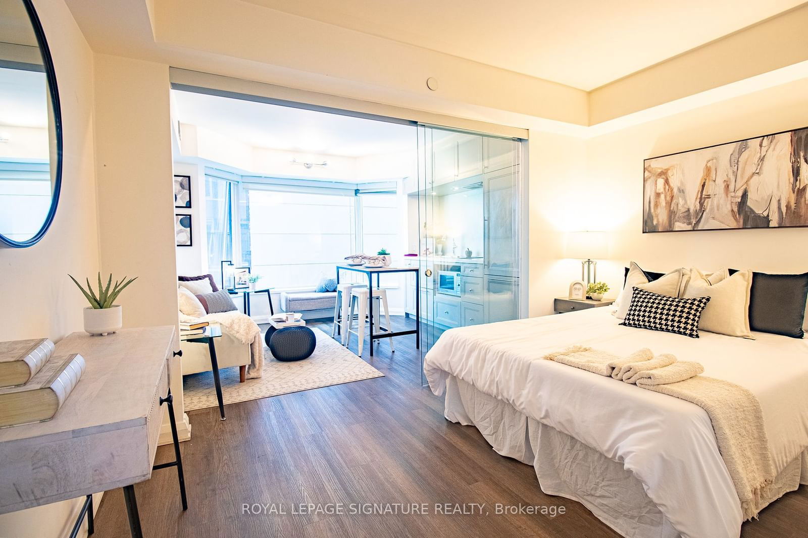 155 Yorkville Ave, unit 505 for sale - image #10