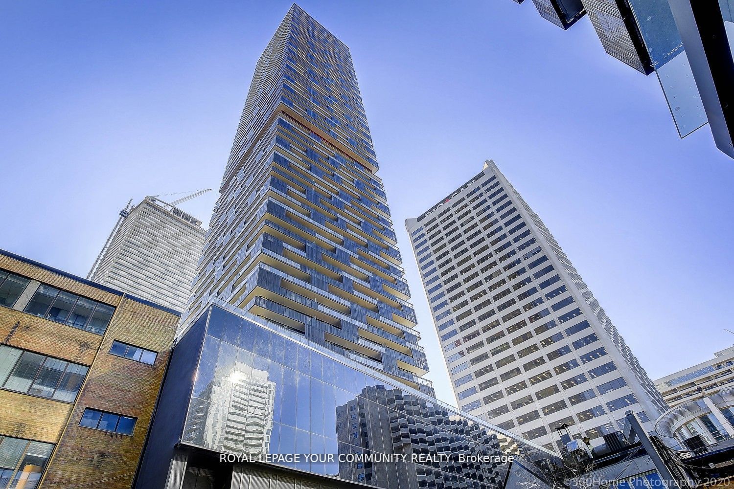 8 Eglinton Ave, unit 4504 for sale - image #1