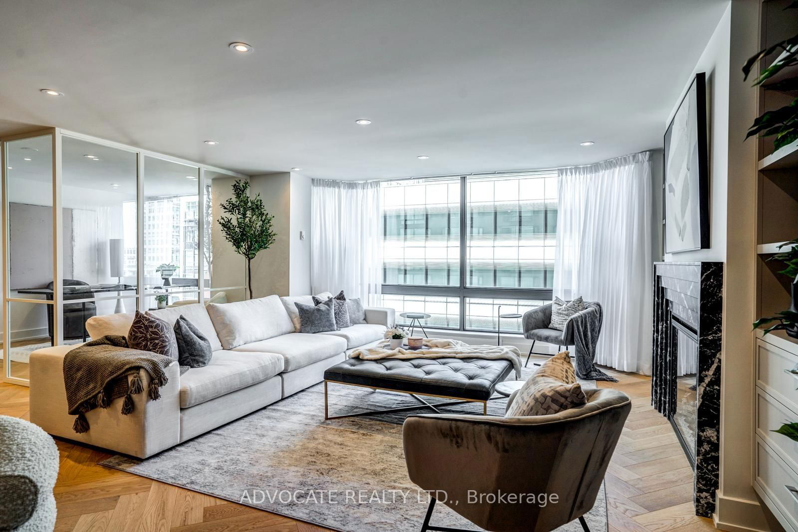 1166 Bay St, unit 1105 for sale - image #6