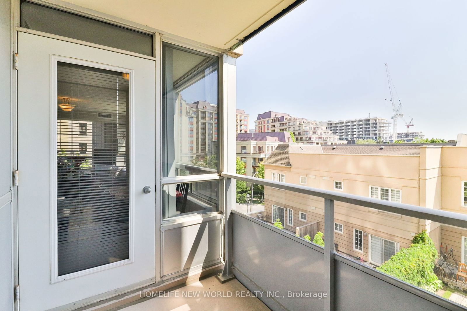 8 Rean Dr, unit 305 for sale - image #14