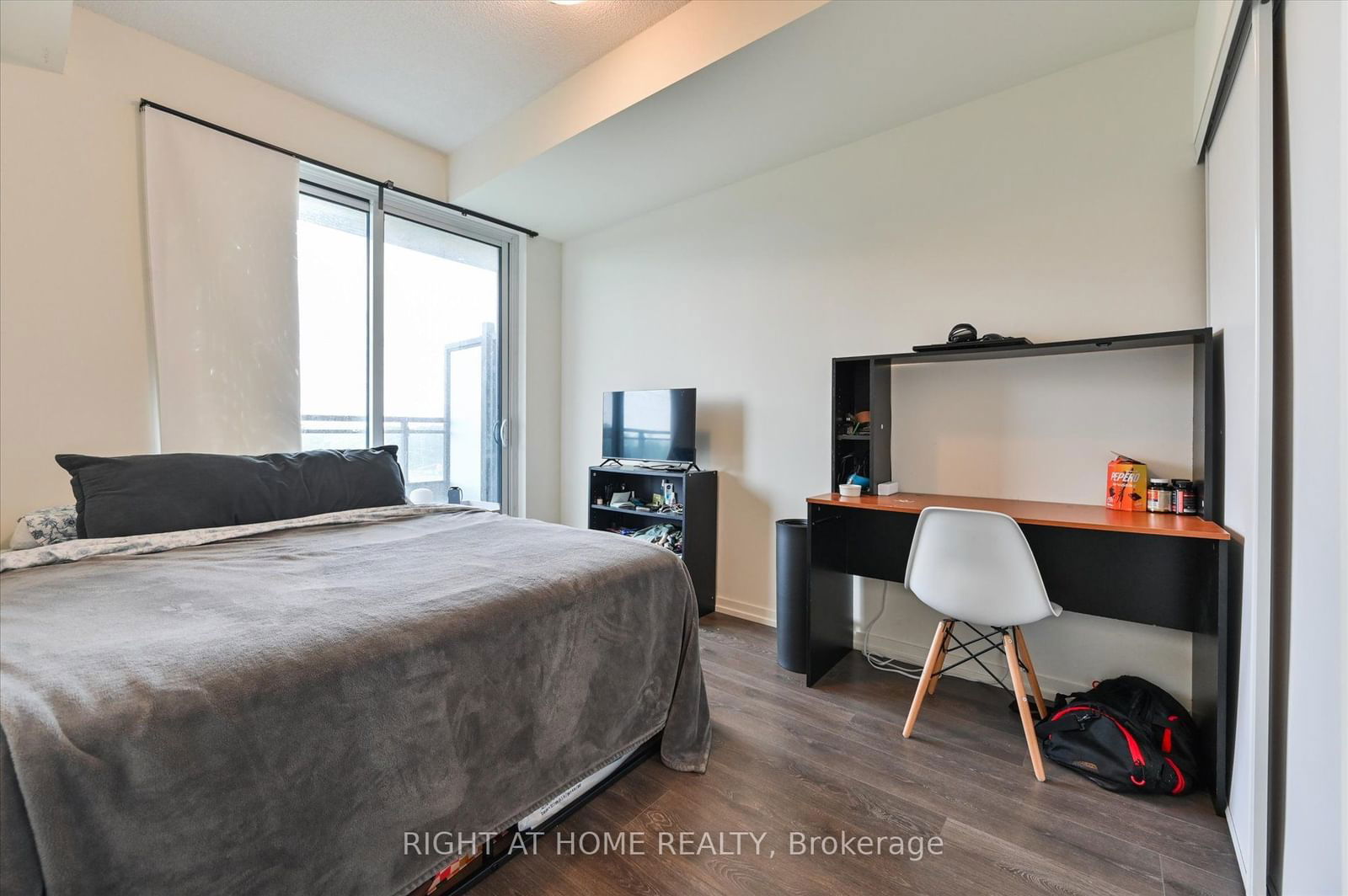 3237 Bayview Ave, unit 312 for sale - image #7