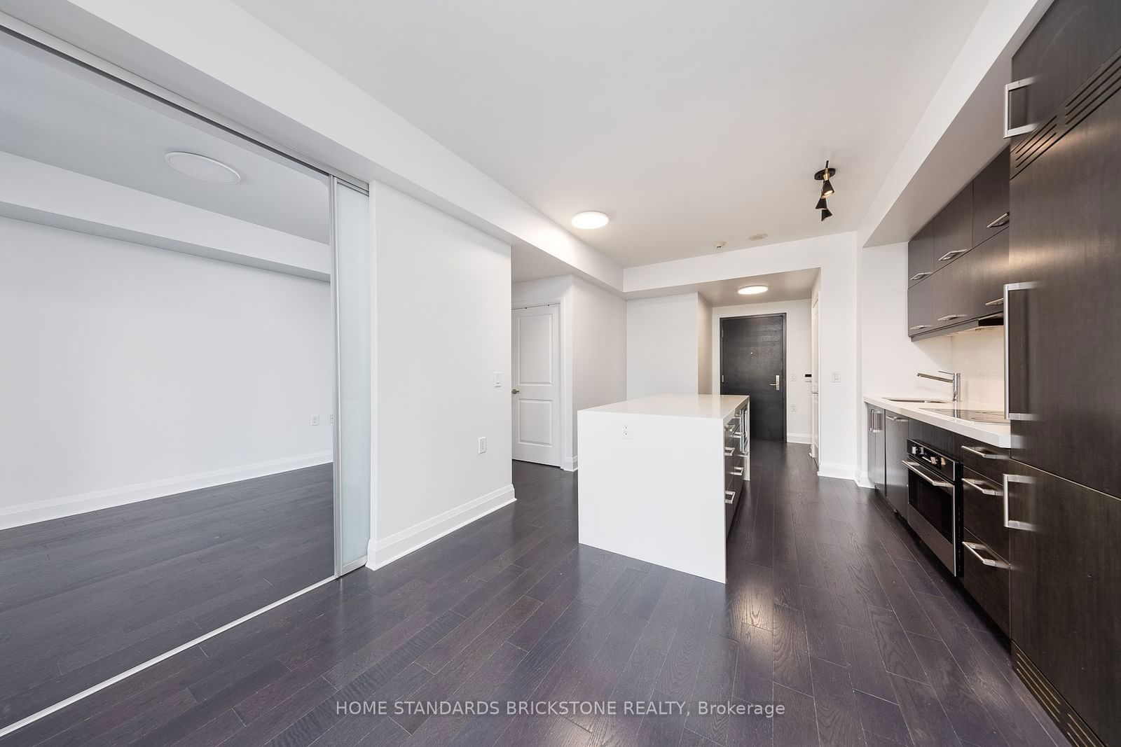 65 St Mary St, unit 1711 for sale