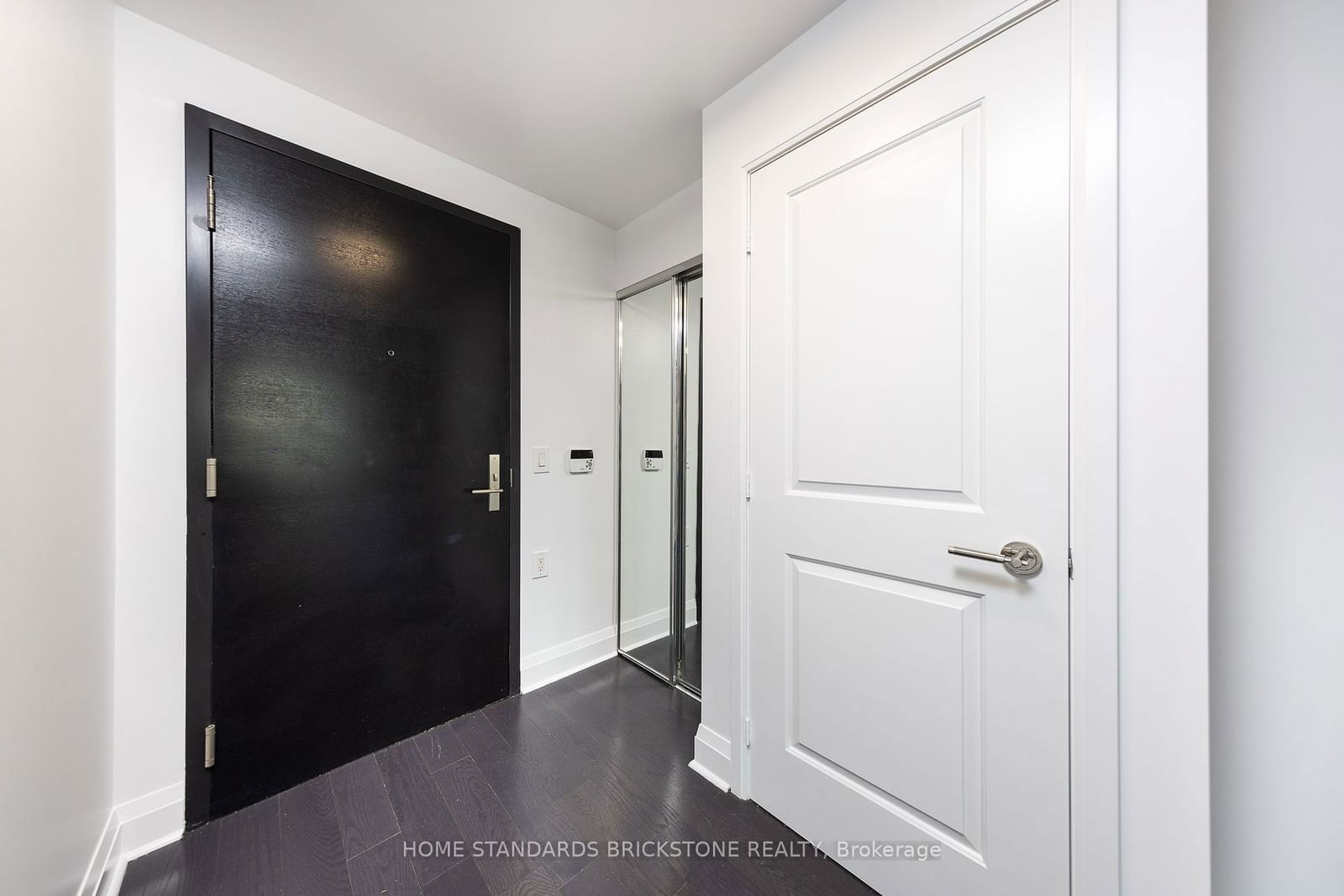 65 St Mary St, unit 1711 for sale - image #17