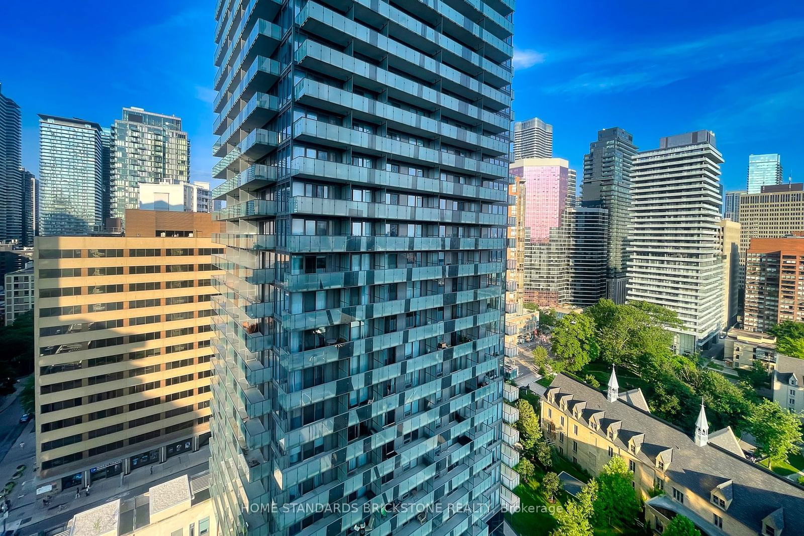 65 St Mary St, unit 1711 for sale