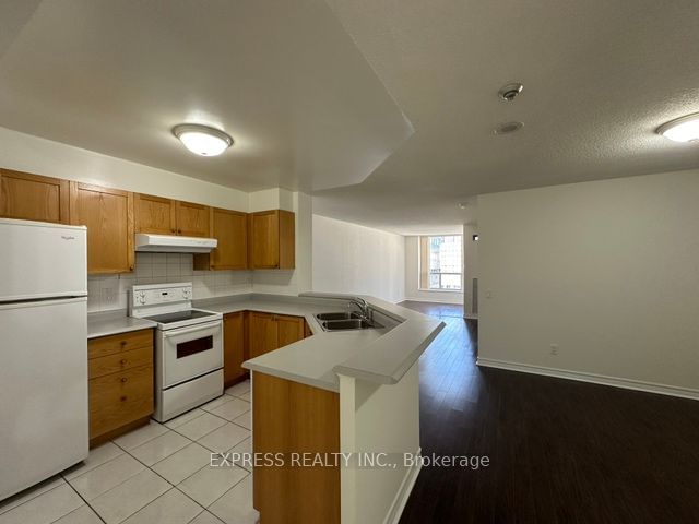 152 St Patrick St, unit 909 for rent - image #1