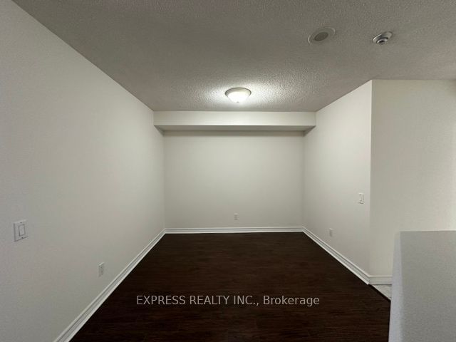 152 St Patrick St, unit 909 for rent - image #4