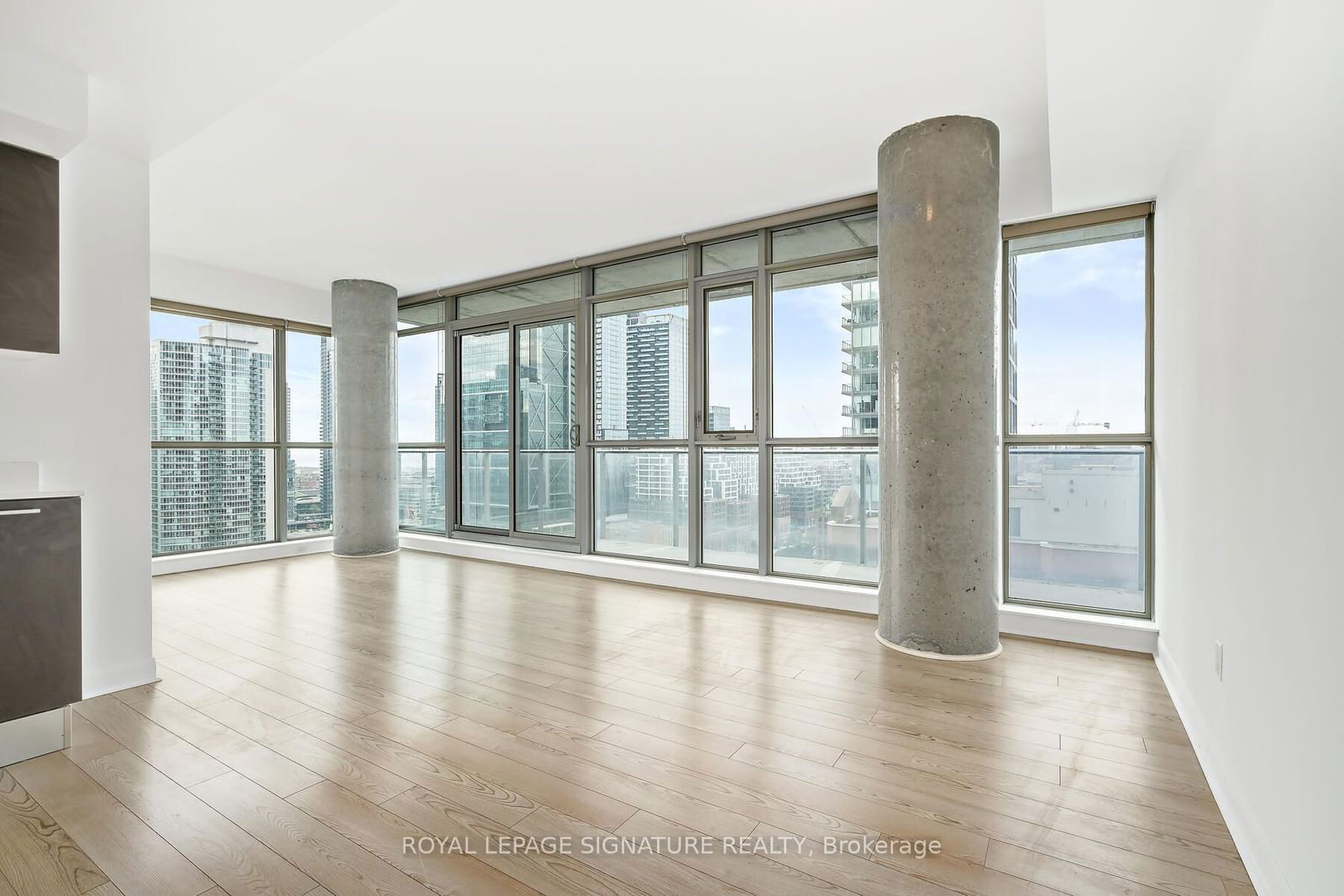 375 King St, unit 1802 for rent - image #10