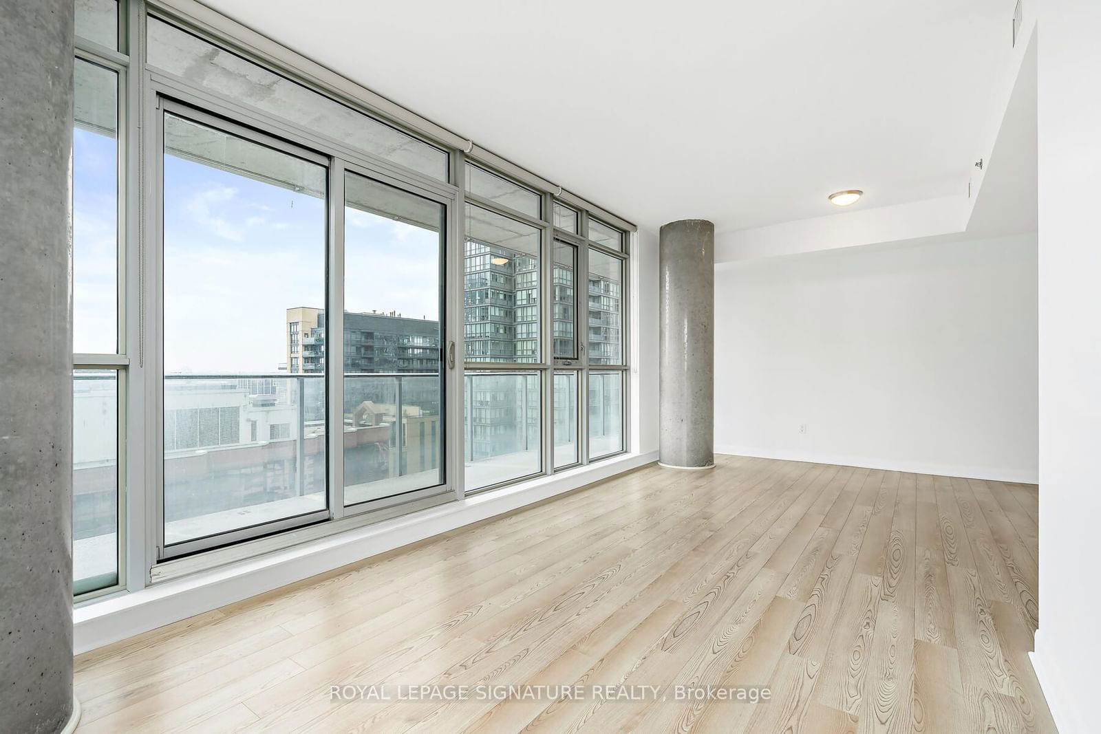 375 King St, unit 1802 for rent - image #12