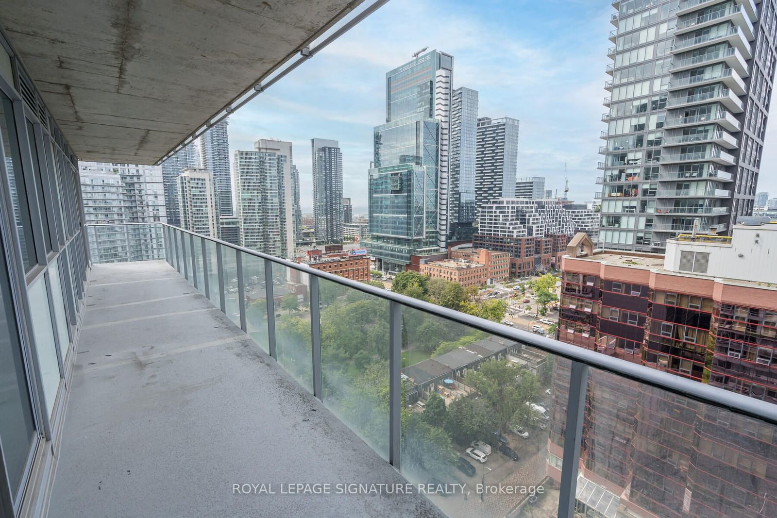 375 King St, unit 1802 for rent - image #19