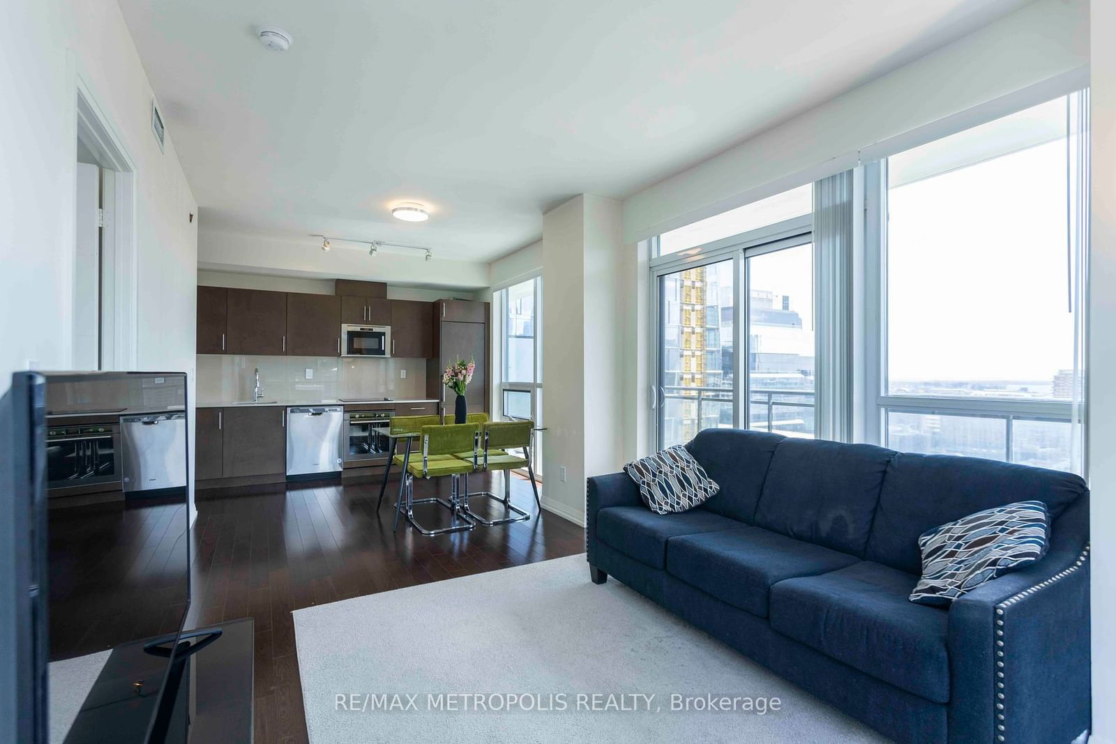 460 Adelaide St E, unit 2115 for sale