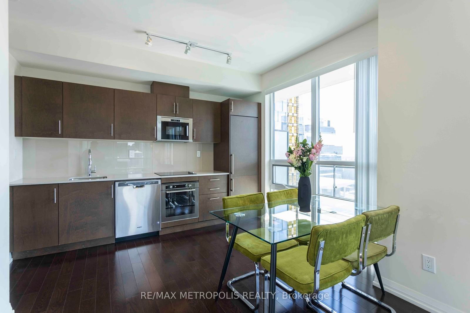 460 Adelaide St E, unit 2115 for sale - image #5