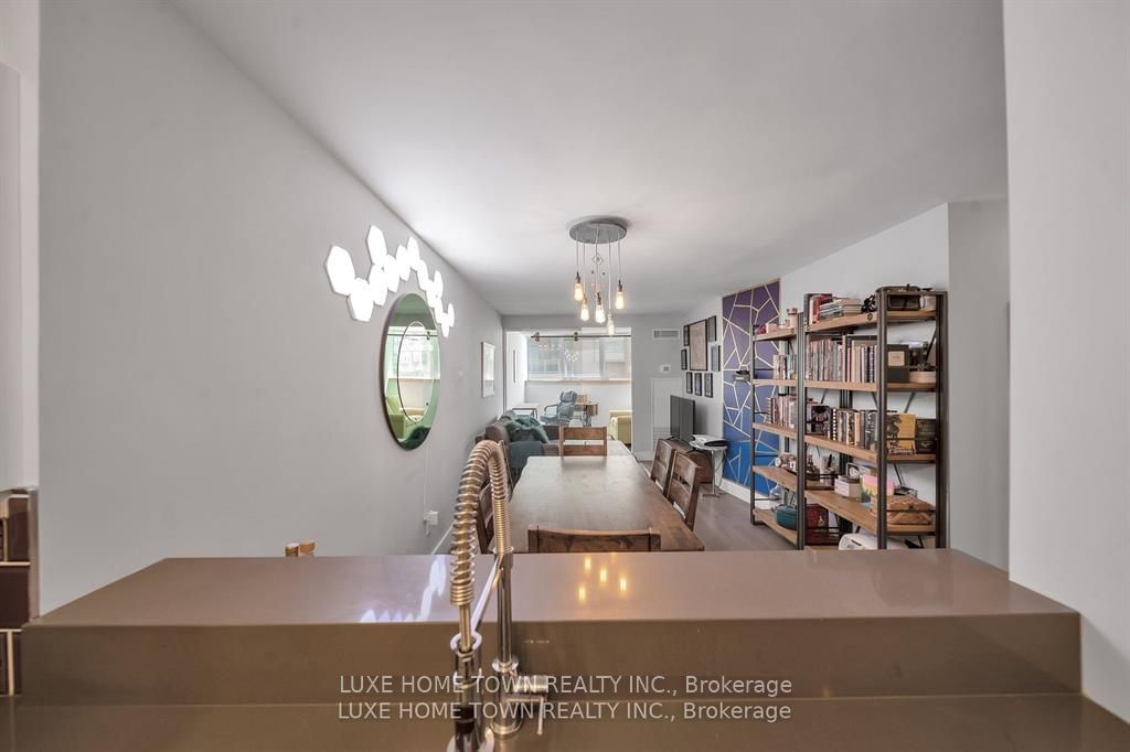 1055 Bay St, unit 308 for sale - image #8