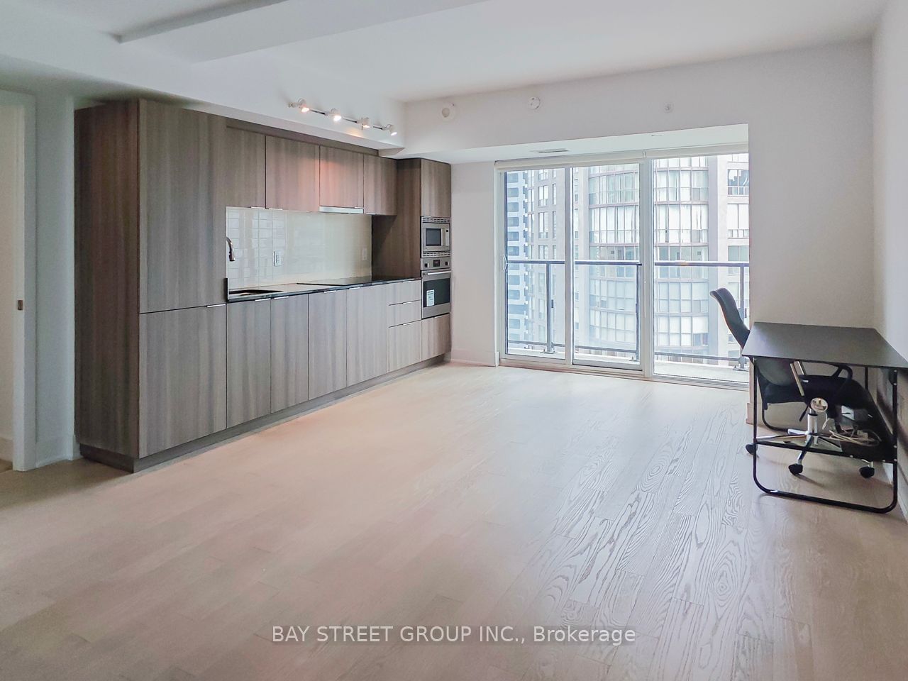 955 Bay St, unit 2101 for rent - image #4