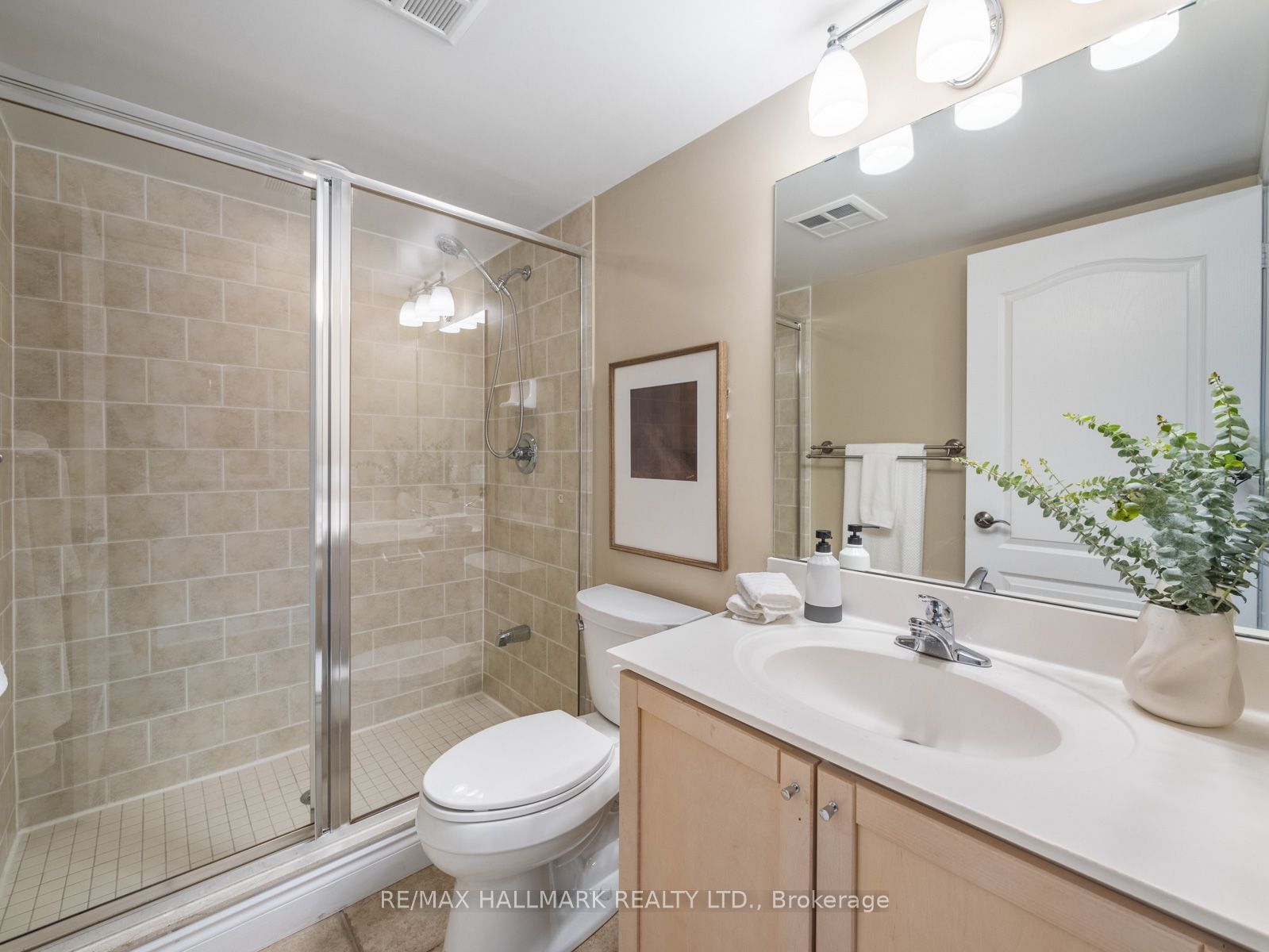 1103 Leslie St, unit 1107 for sale - image #26