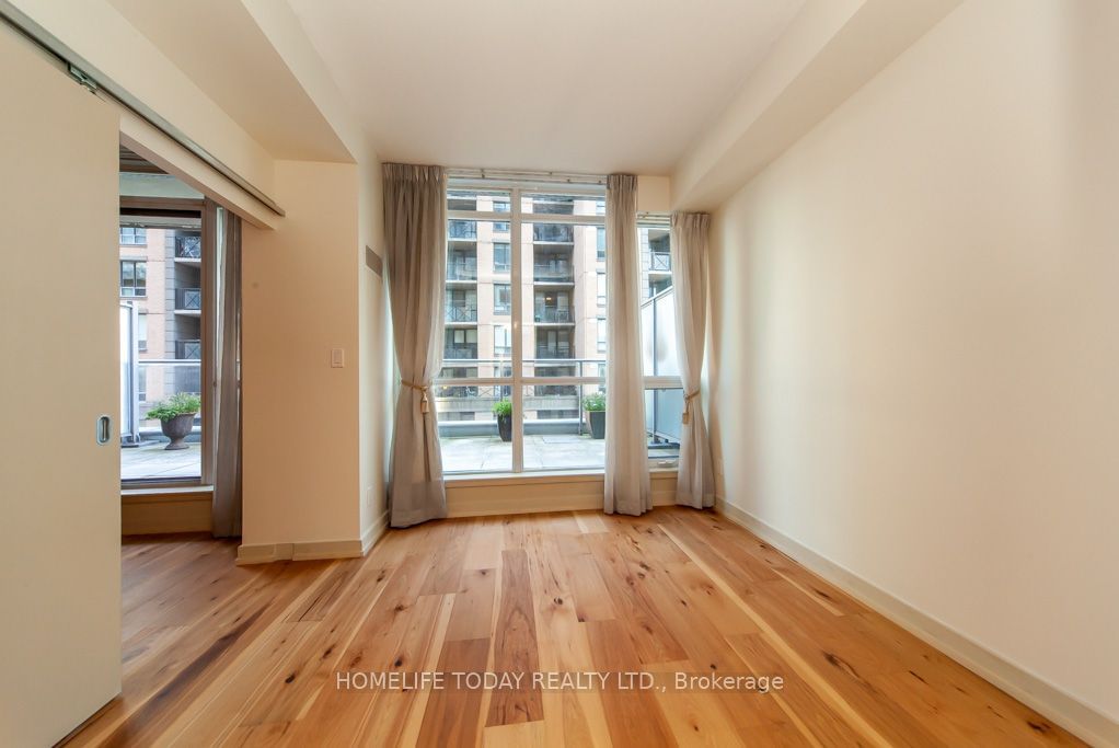 126 Simcoe St, unit 806 for sale - image #22