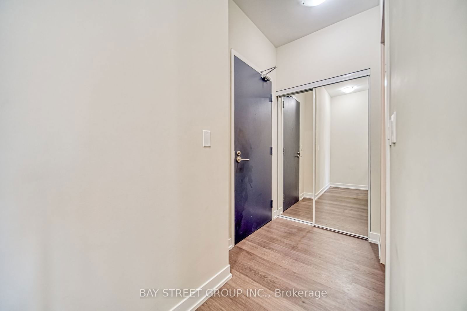 105 George St, unit 404 for sale - image #33