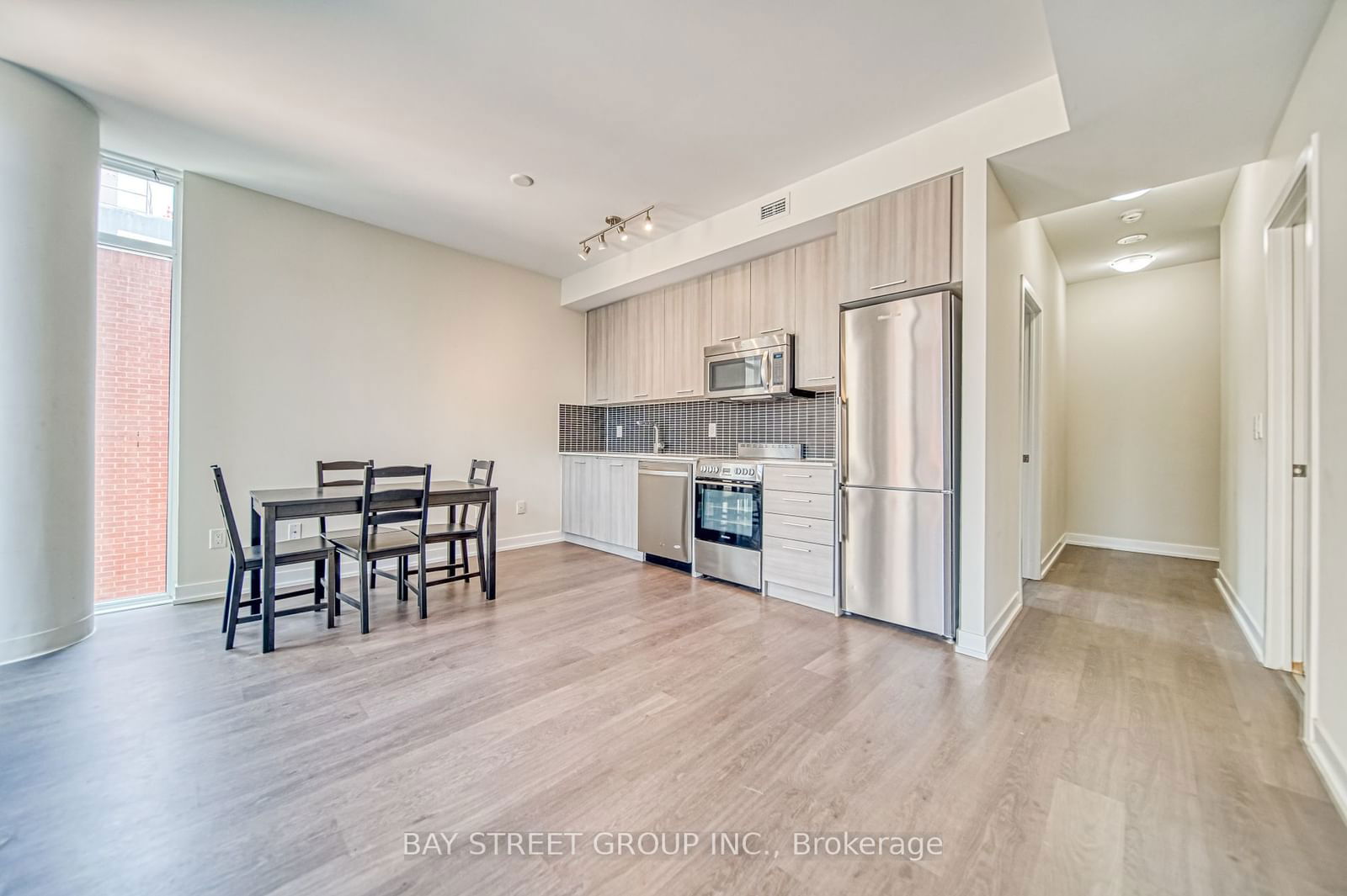 105 George St, unit 404 for sale - image #5