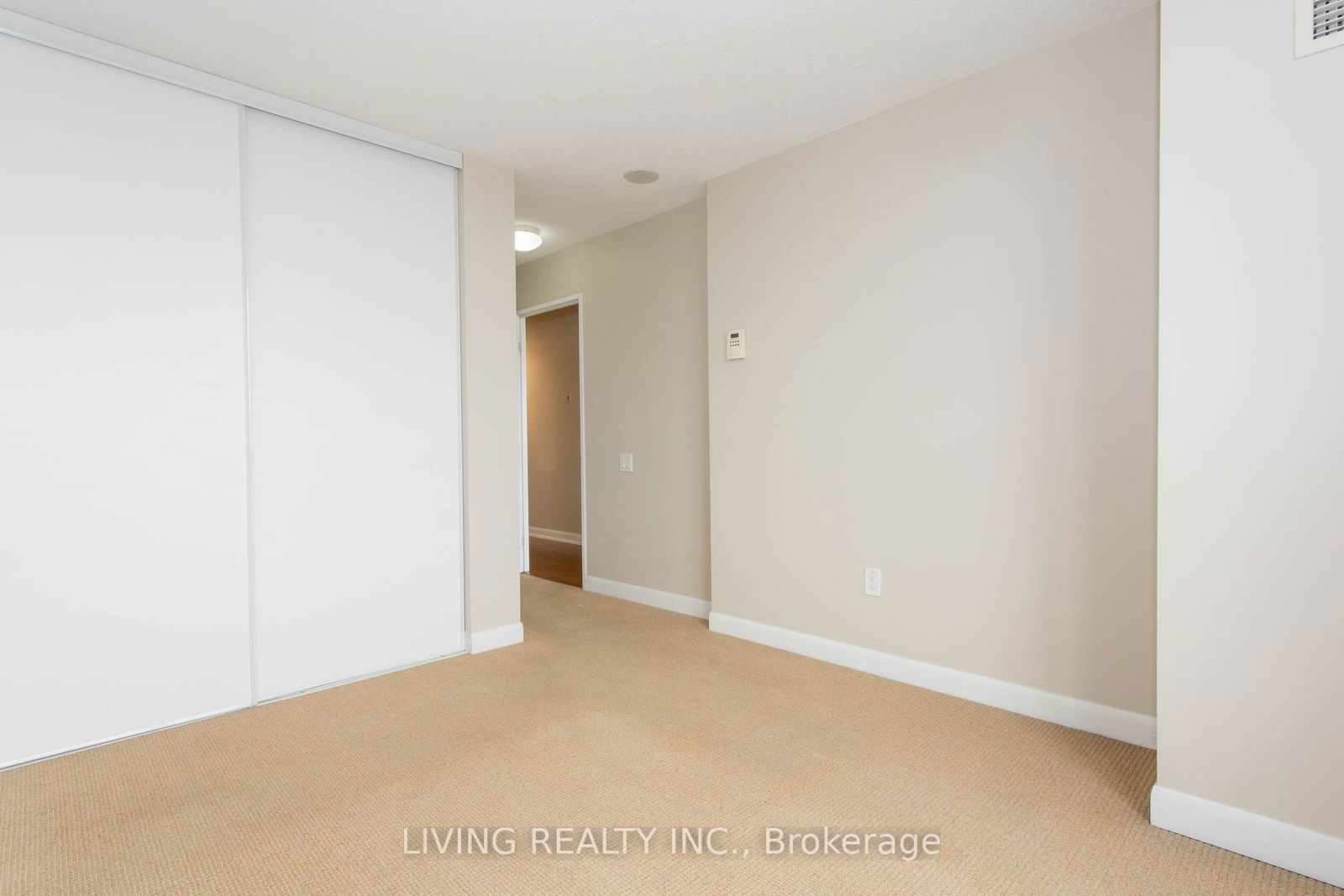 33 Sheppard Ave E, unit 2410 for rent - image #10