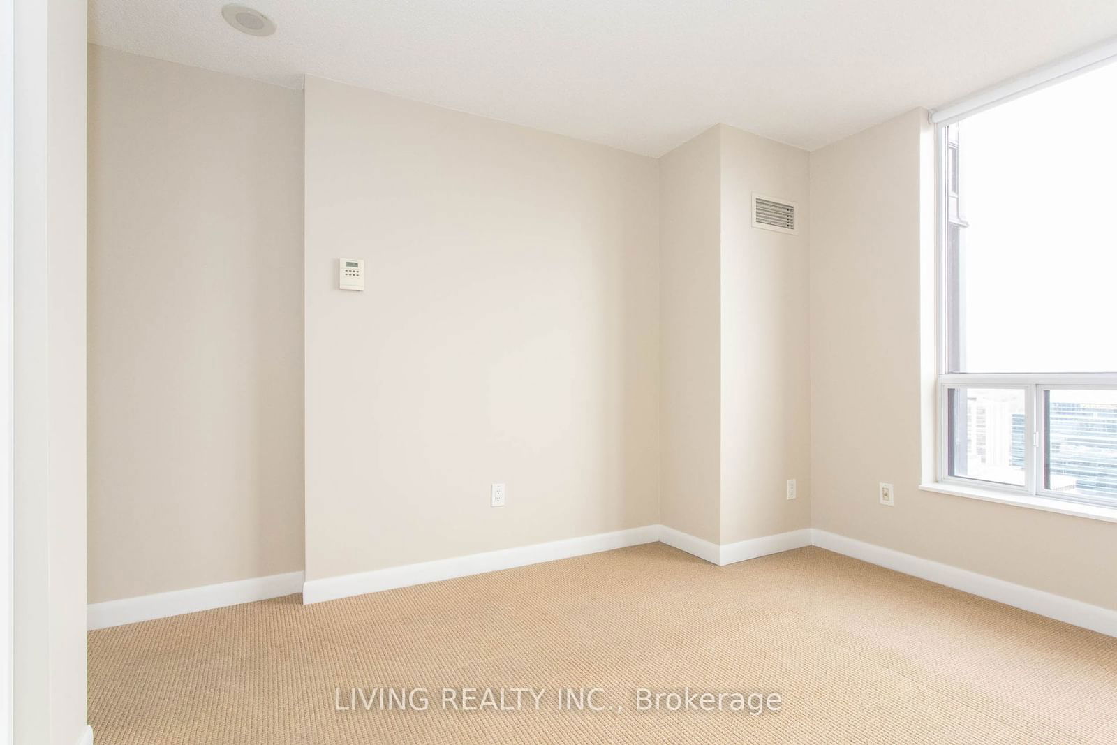 33 Sheppard Ave E, unit 2410 for rent - image #13