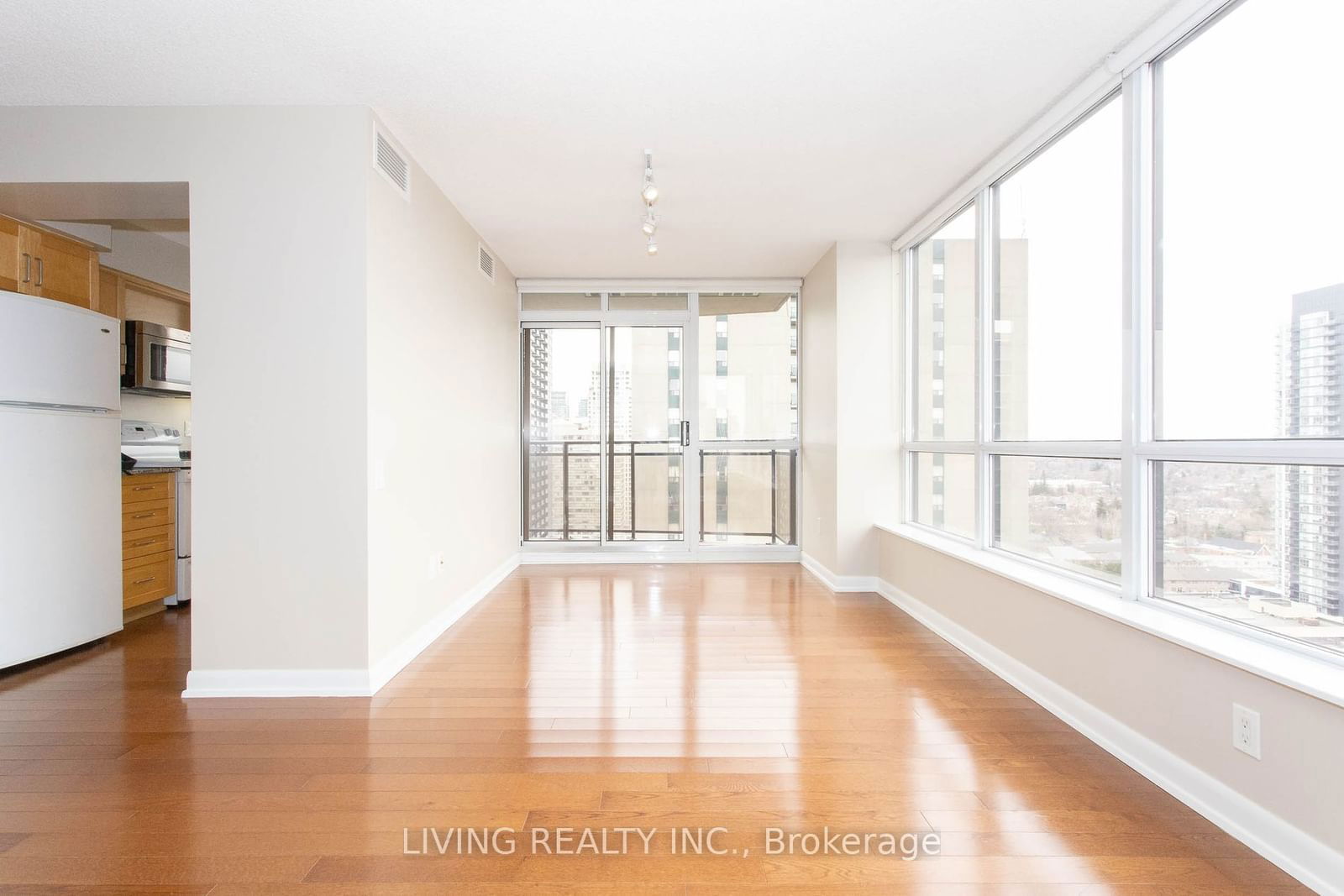 33 Sheppard Ave E, unit 2410 for rent - image #6