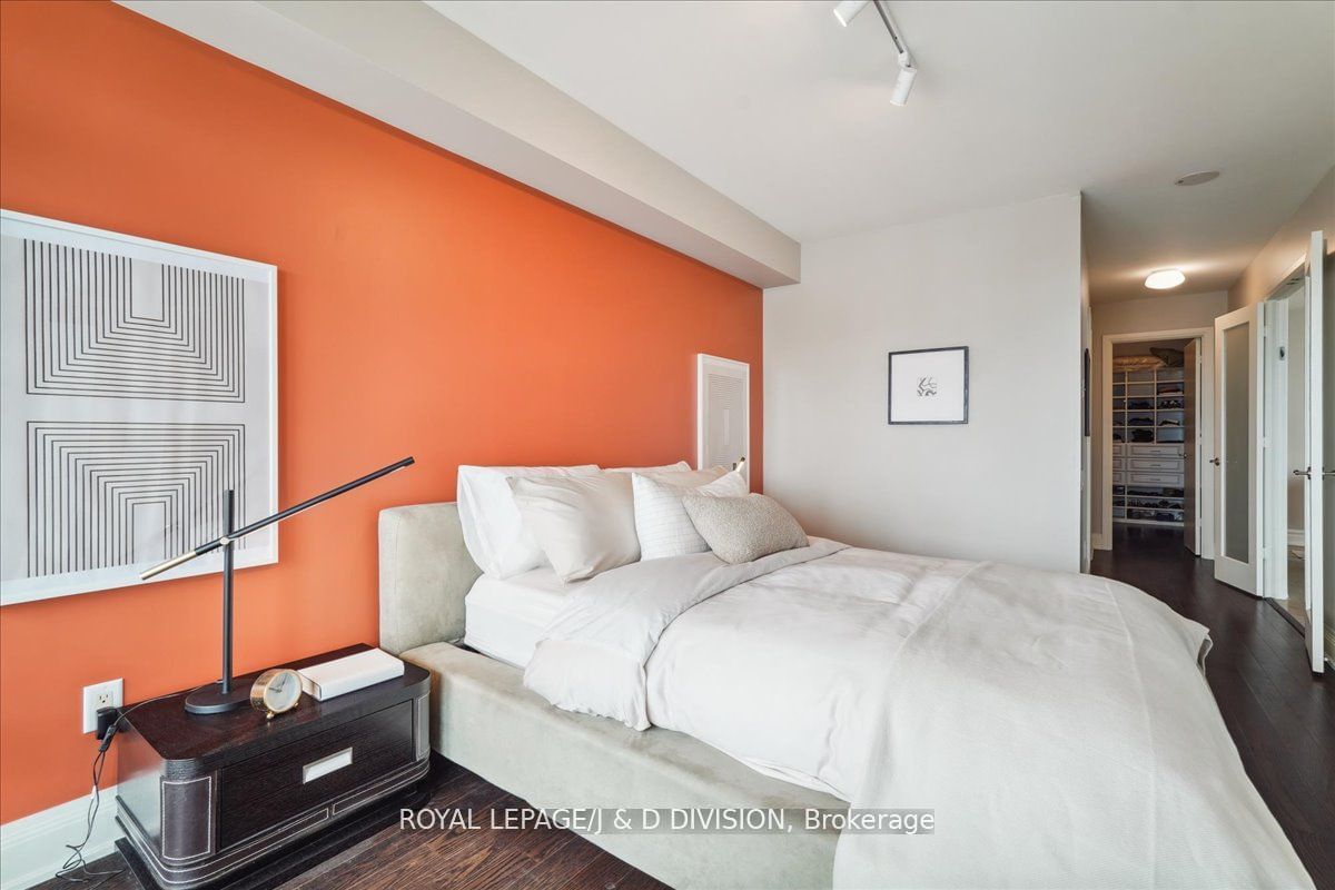 2181 Yonge St, unit 3402 for sale - image #19