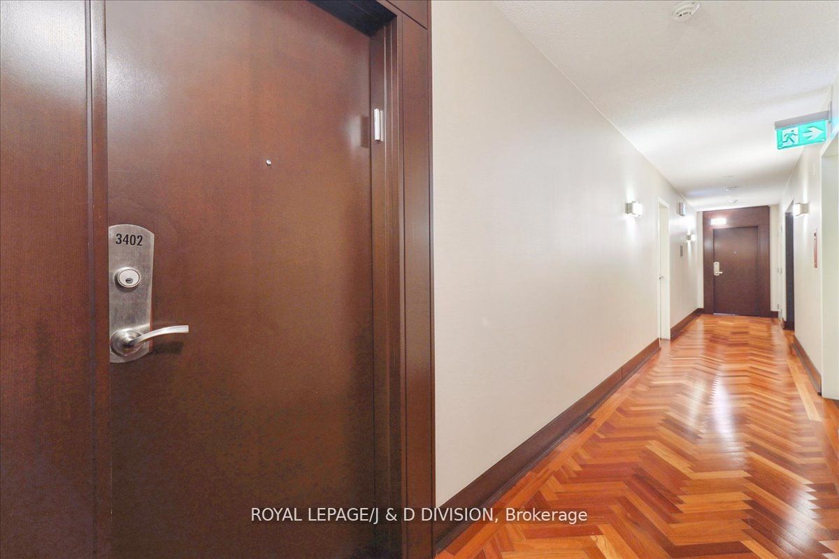 2181 Yonge St, unit 3402 for sale - image #2