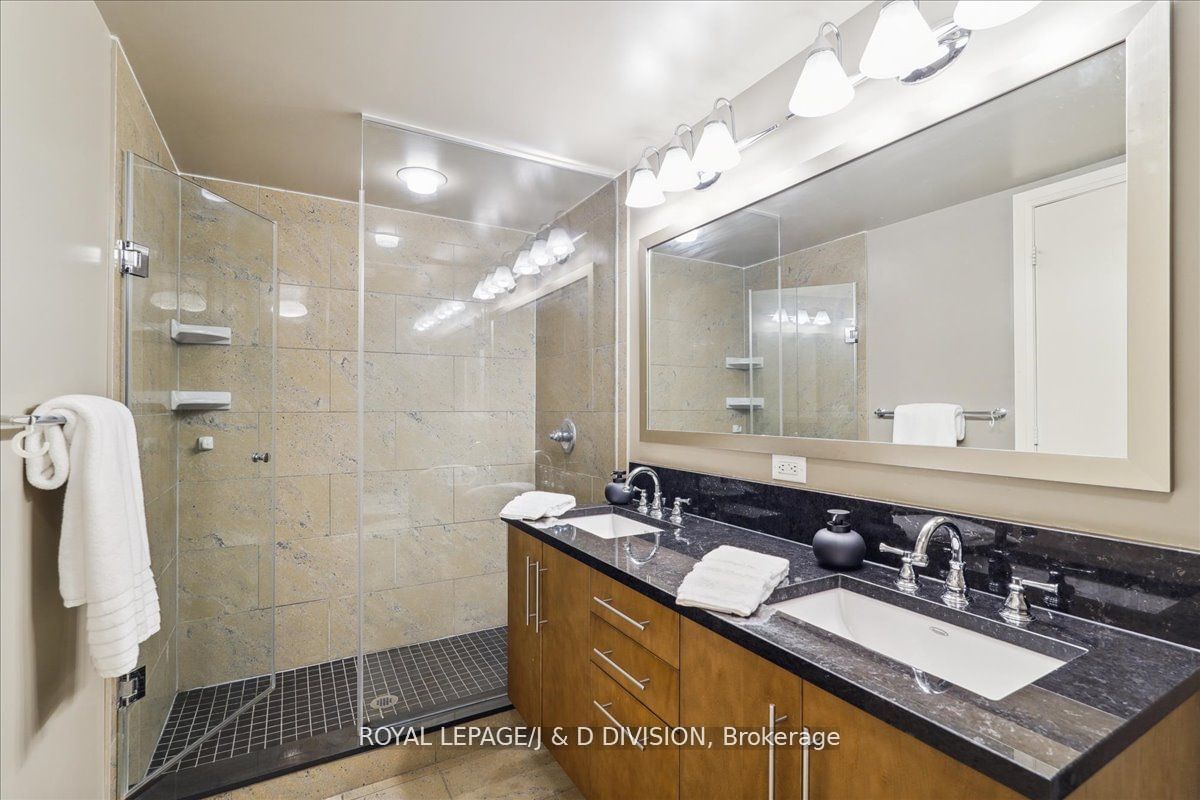 2181 Yonge St, unit 3402 for sale - image #20