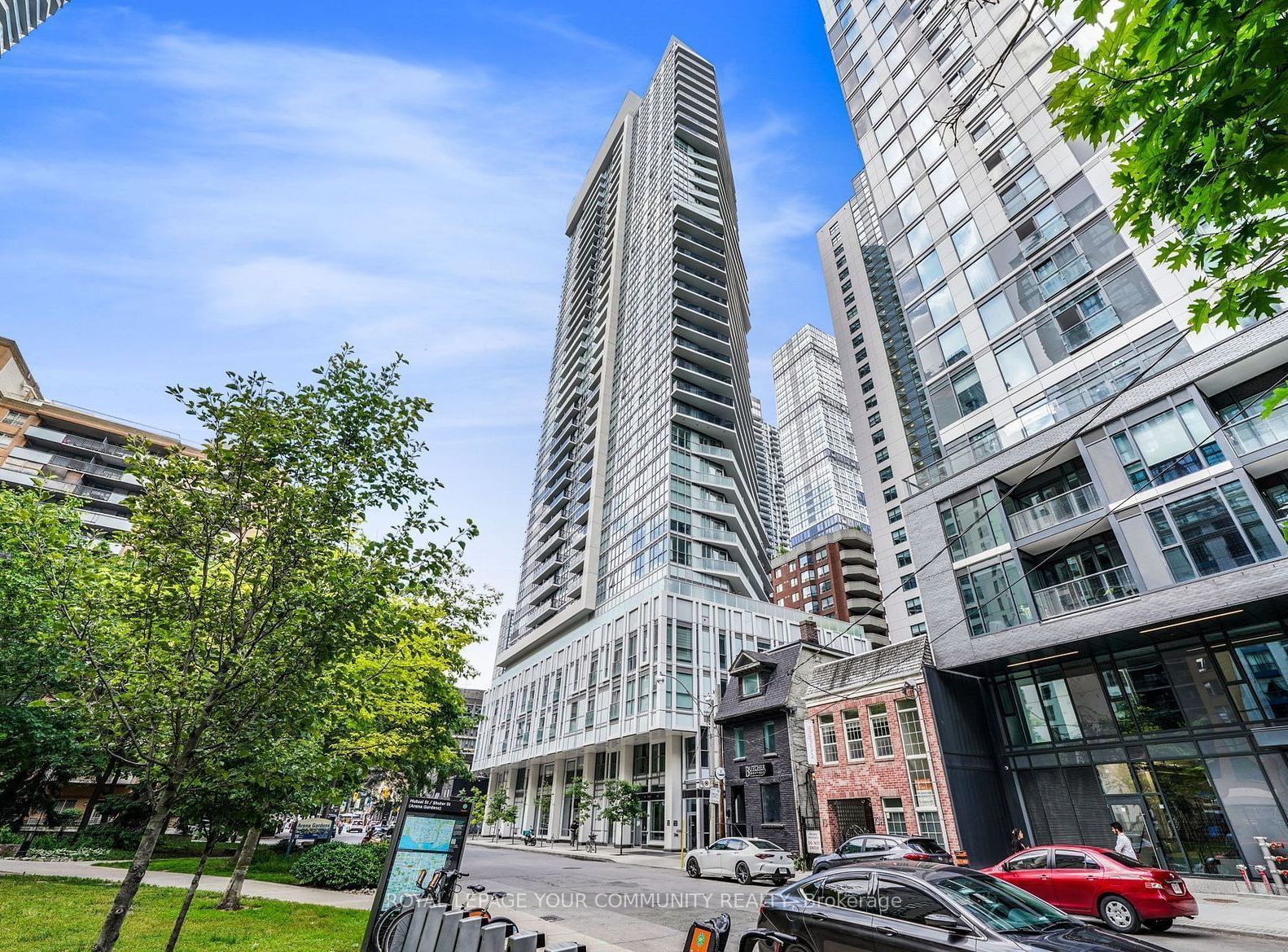 77 Mutual St, unit PH-6 for sale - image #2