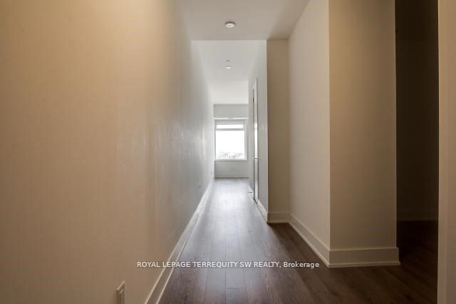 111 St Clair Ave W, unit 316 for sale - image #3