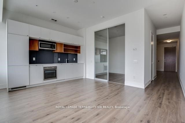 111 St Clair Ave W, unit 316 for sale - image #5