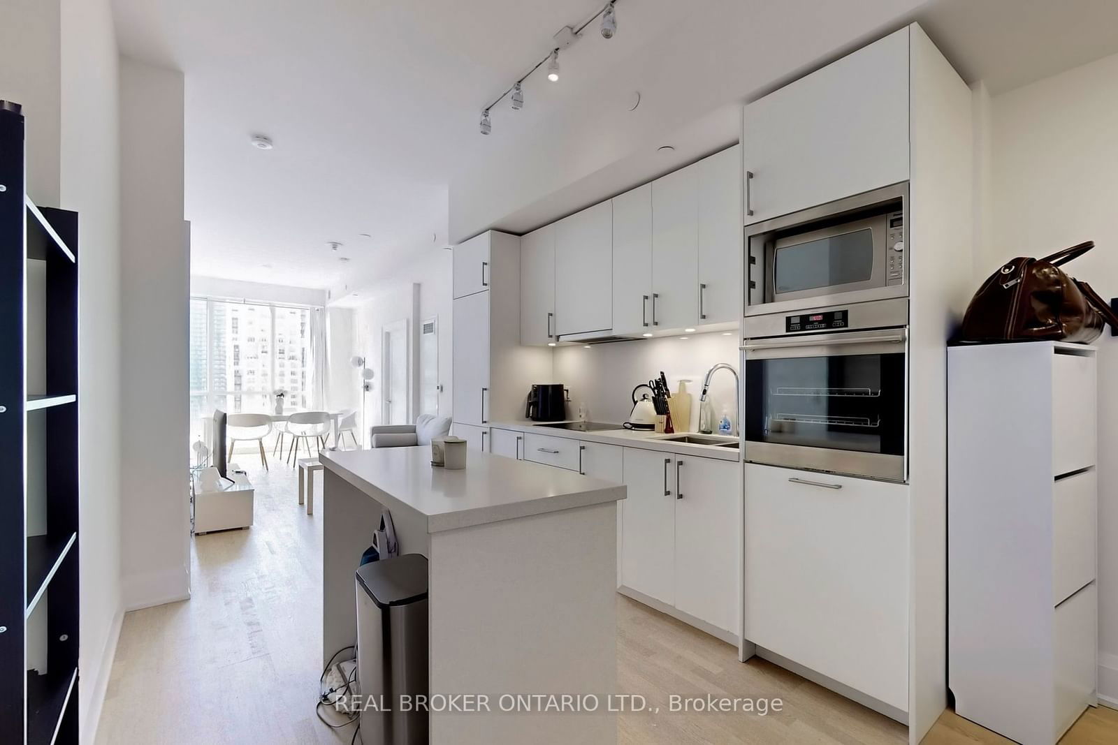 88 Cumberland St, unit 1801 for sale - image #6