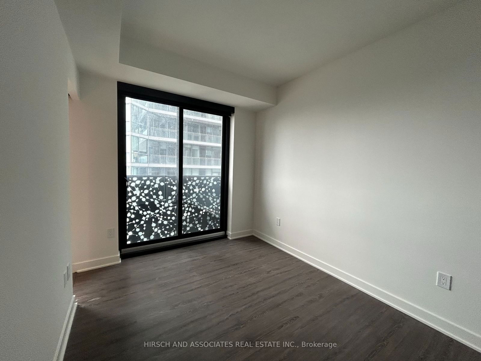 55 Charles St E, unit 3106 for rent