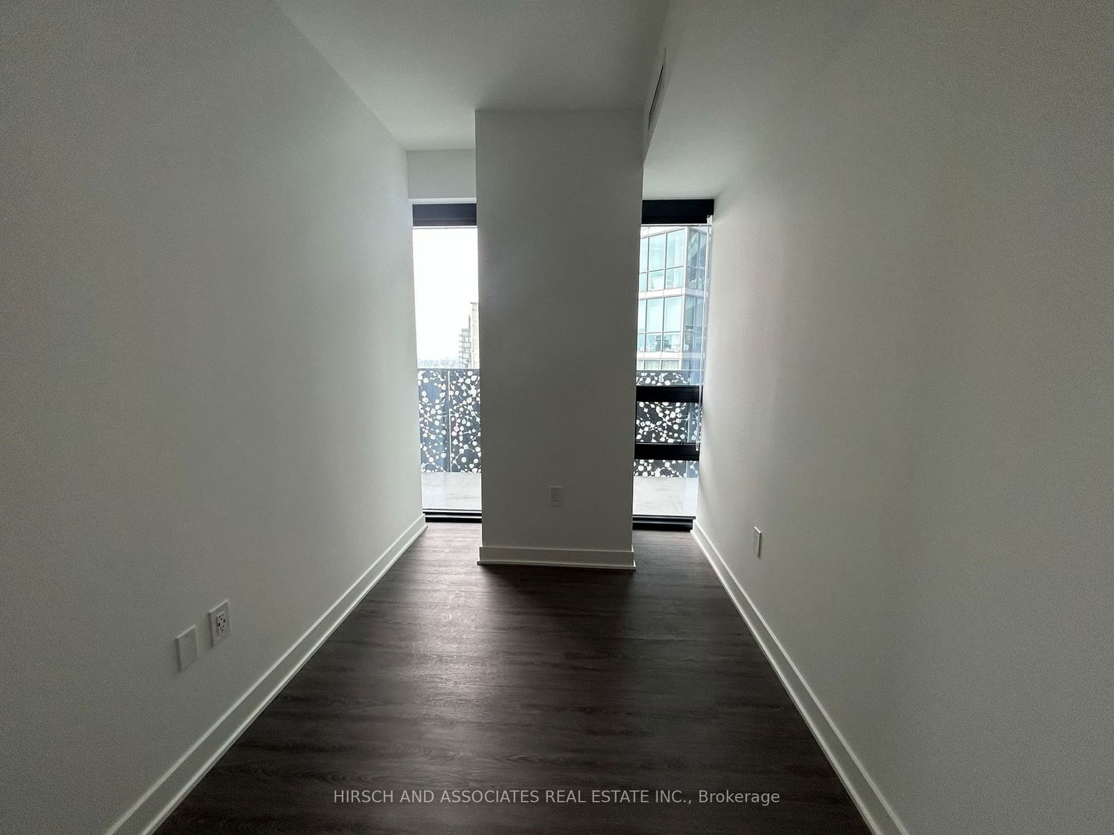 55 Charles St E, unit 3106 for rent