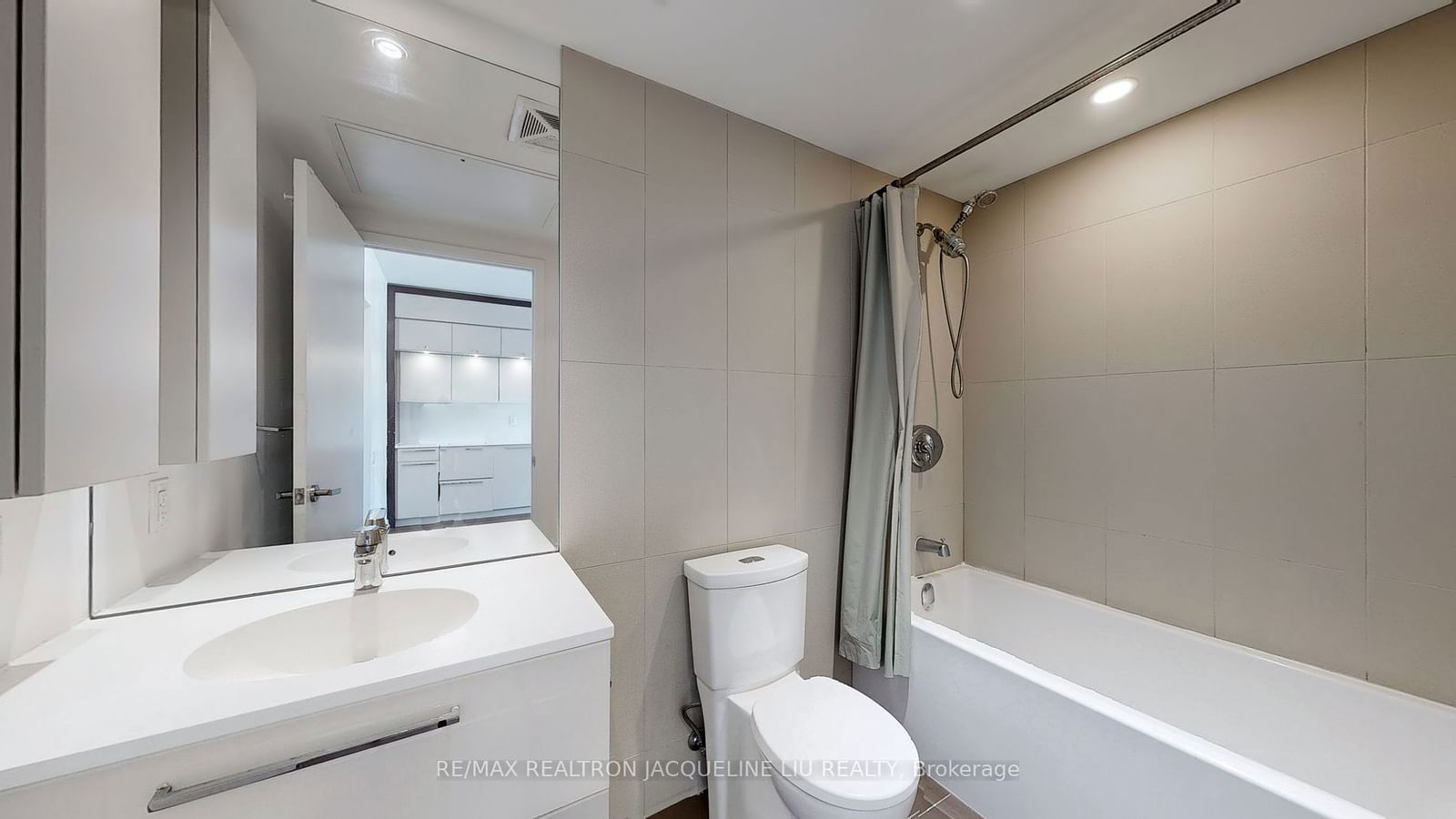 15 Grenville St, unit 1508 for sale - image #10