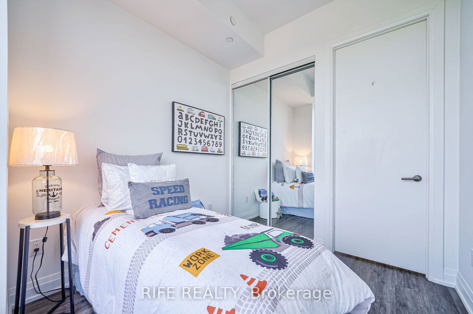 75 Canterbury Pl, unit Ph203 for sale - image #15