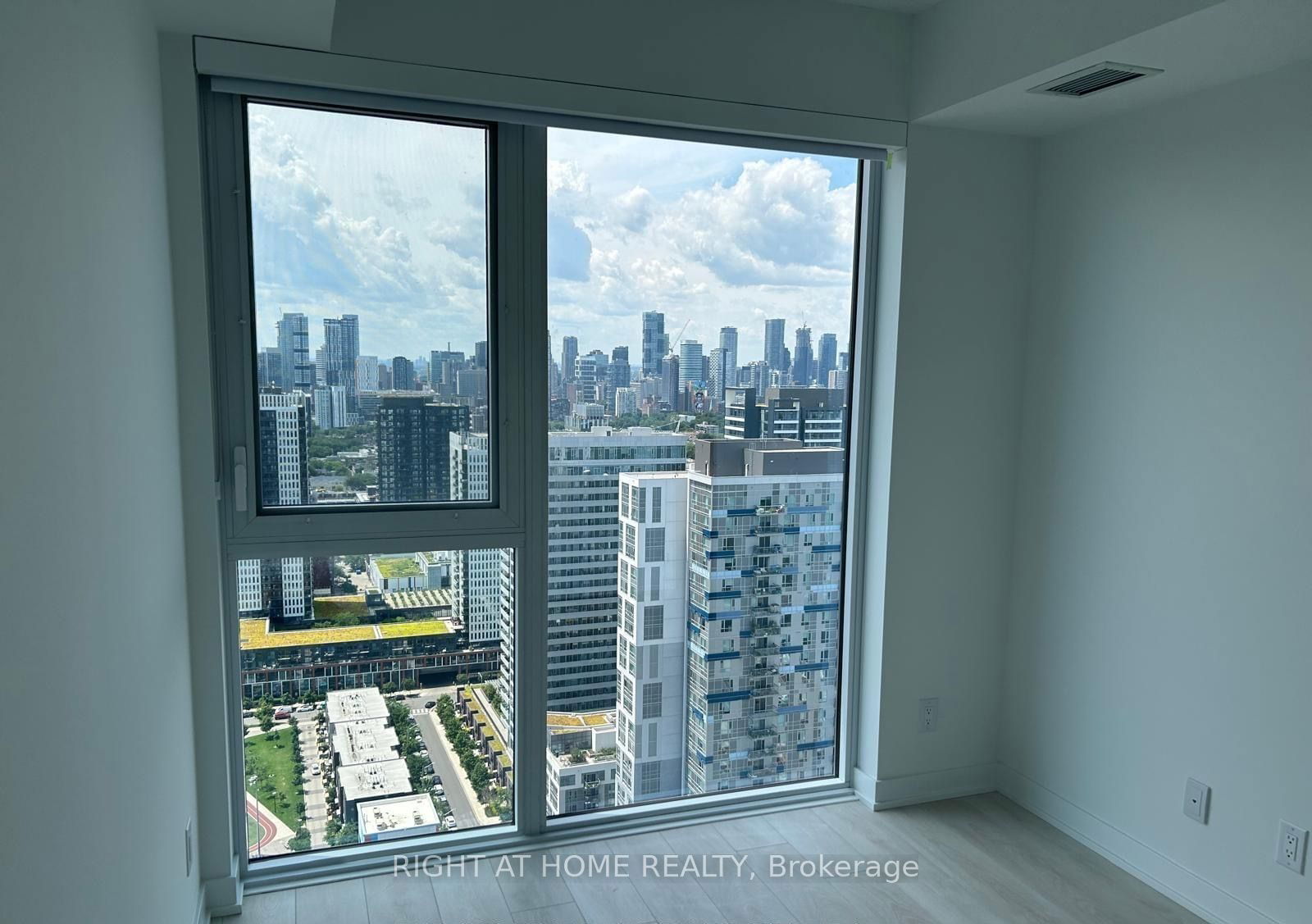 5 Defries St, unit 3006 for rent - image #5