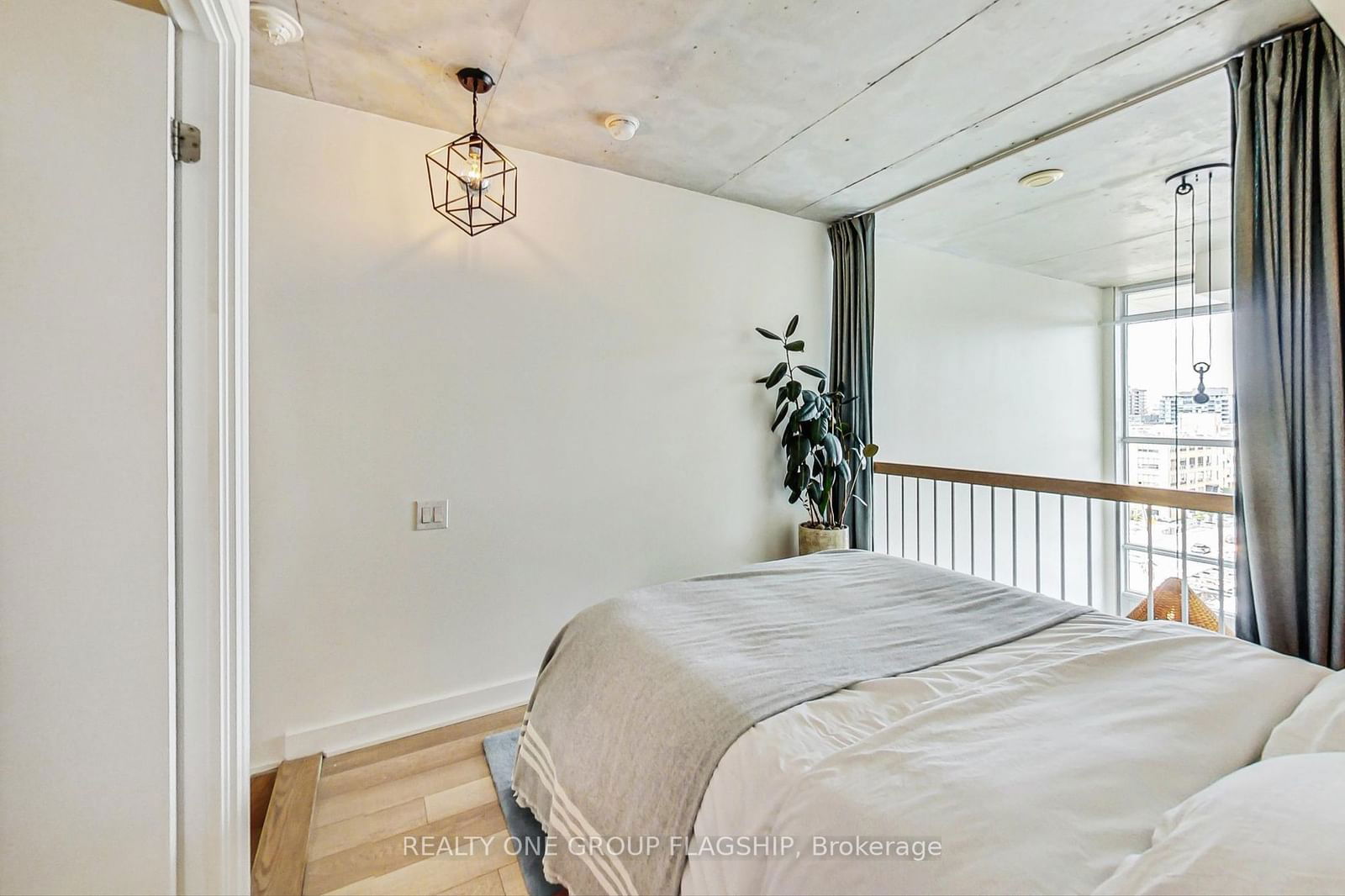 5 Hanna Ave, unit 617 for sale - image #25