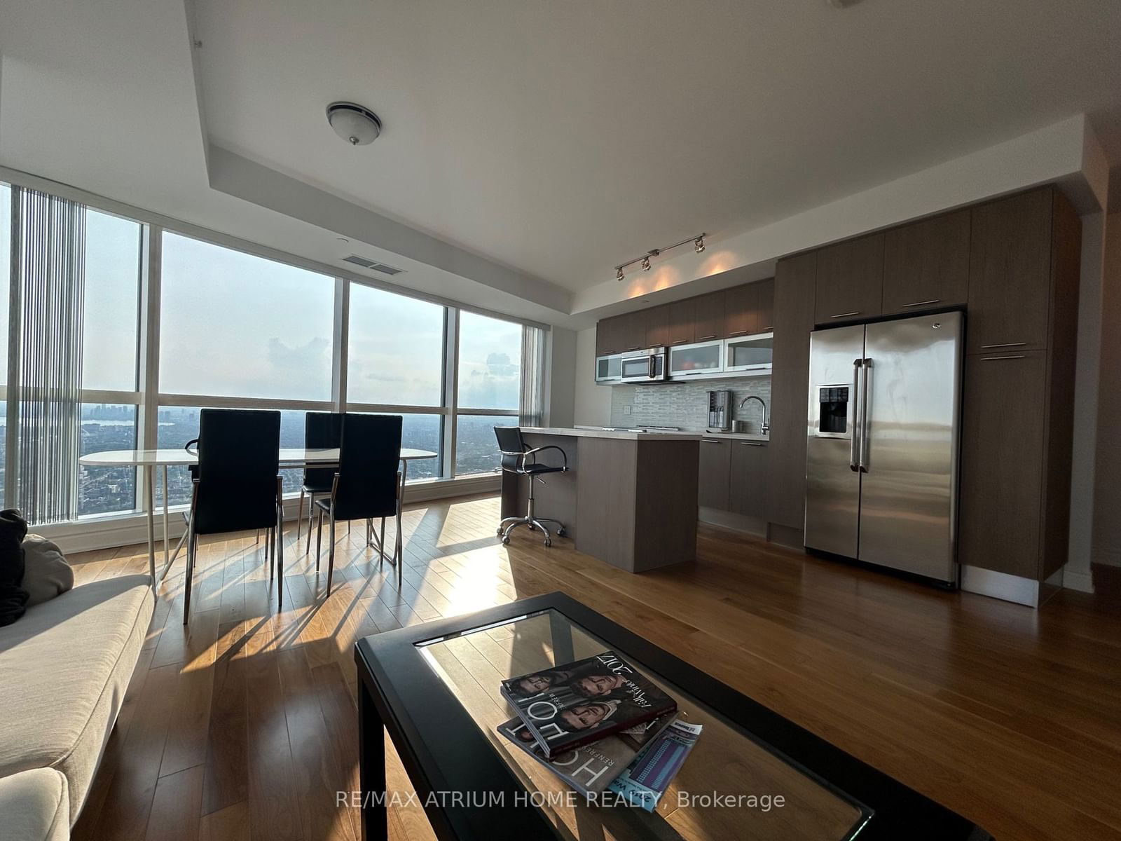 388 Yonge St, unit 7010 for rent